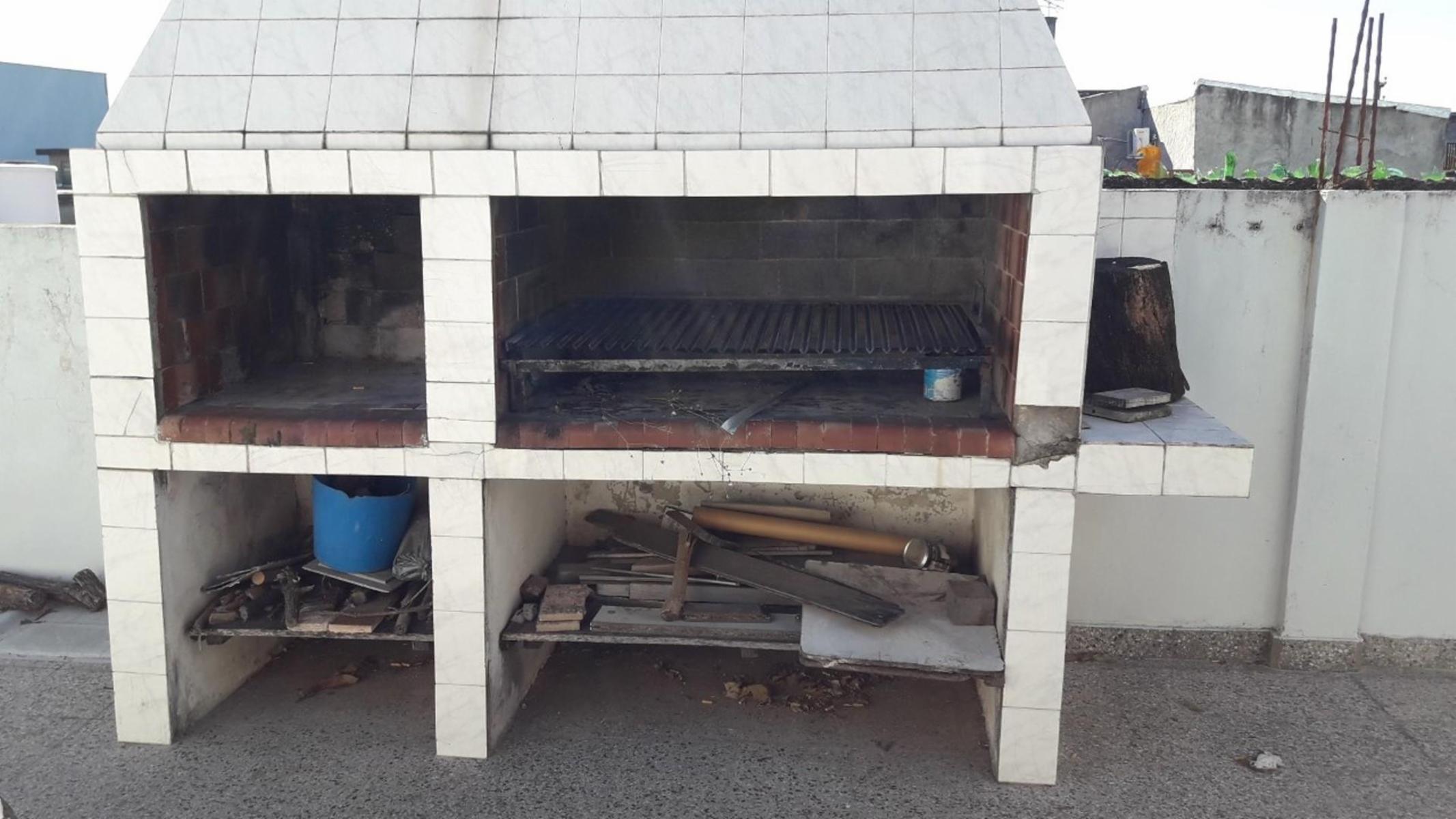 Barbaro Vende Galpón con vivienda en Billinghurst a metros de Av, Eva Perón - 17