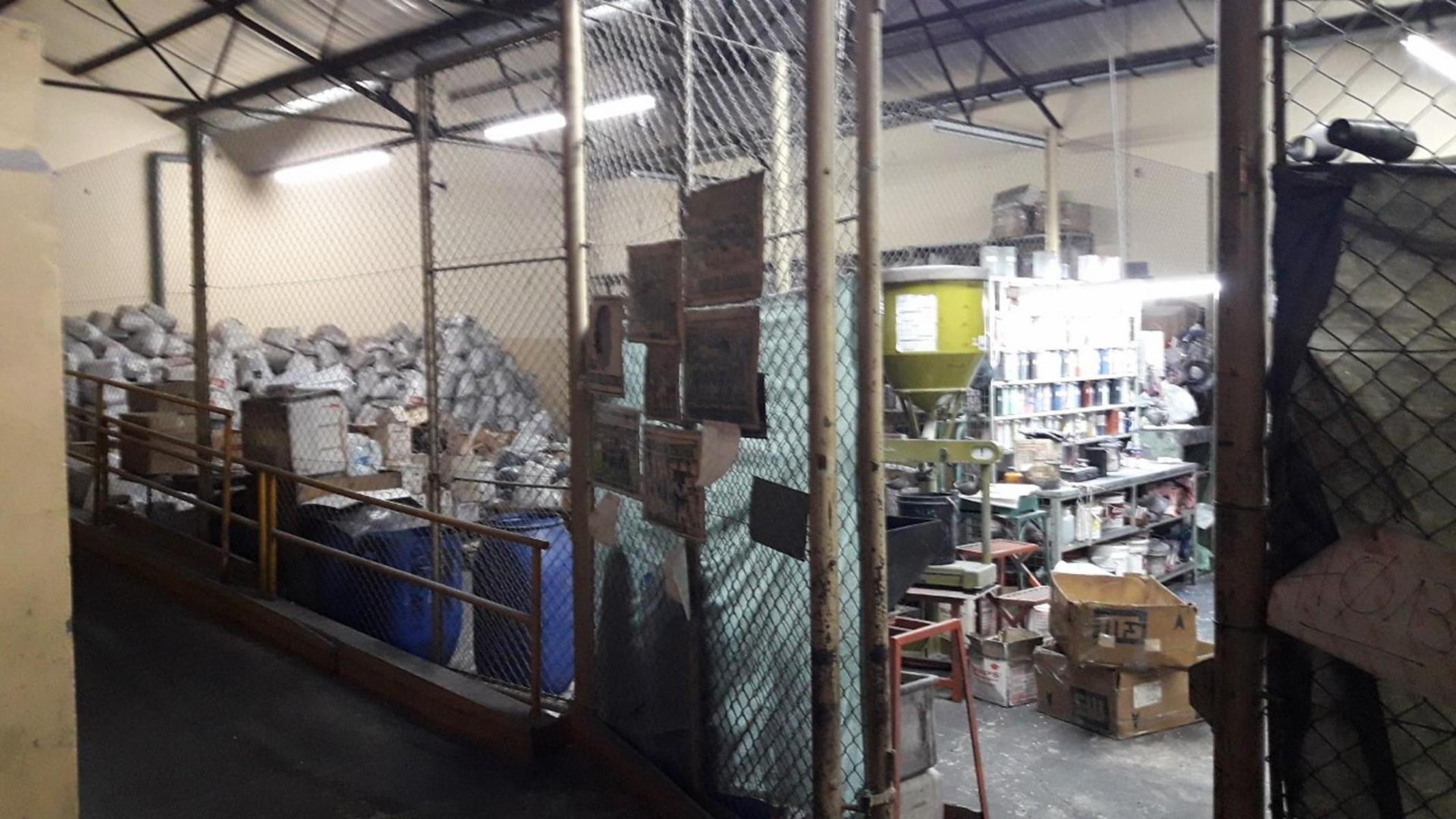 Barbaro Vende galpon en San Martin — foto 5