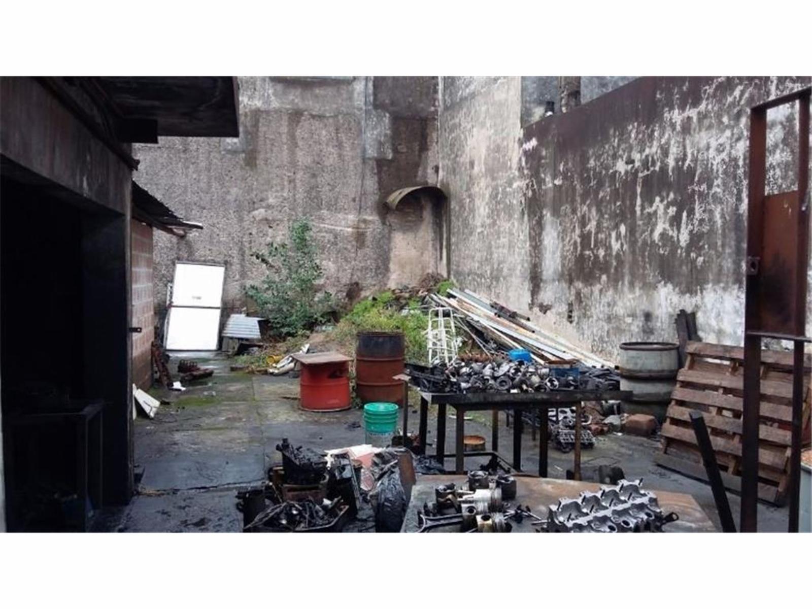 Barbaro Vende galpon en San Martin — foto 2