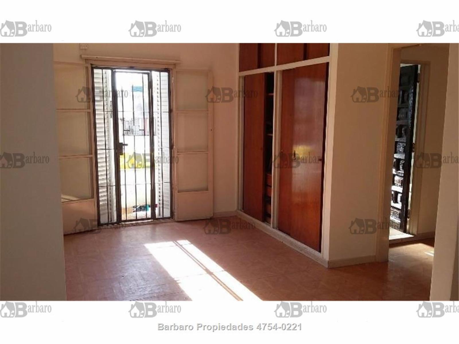 Barbaro vende Oficina en San Martin Centro