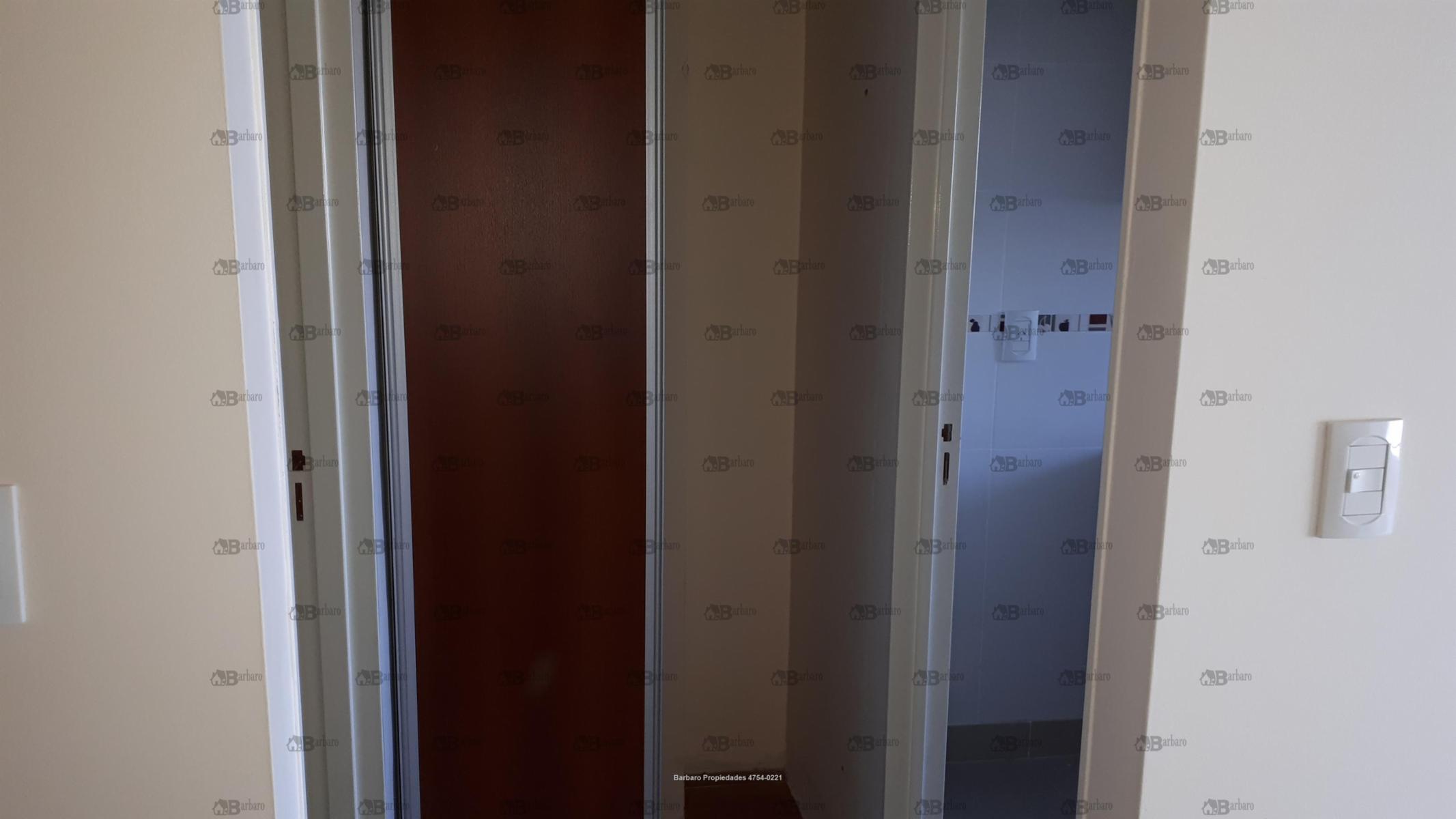BARBARO VENDE DEPARTAMENTO EN EL CENTRO DE SAN MARTÍN A ESTRENAR DE EXCELENTE CATEGORÍA — foto 7