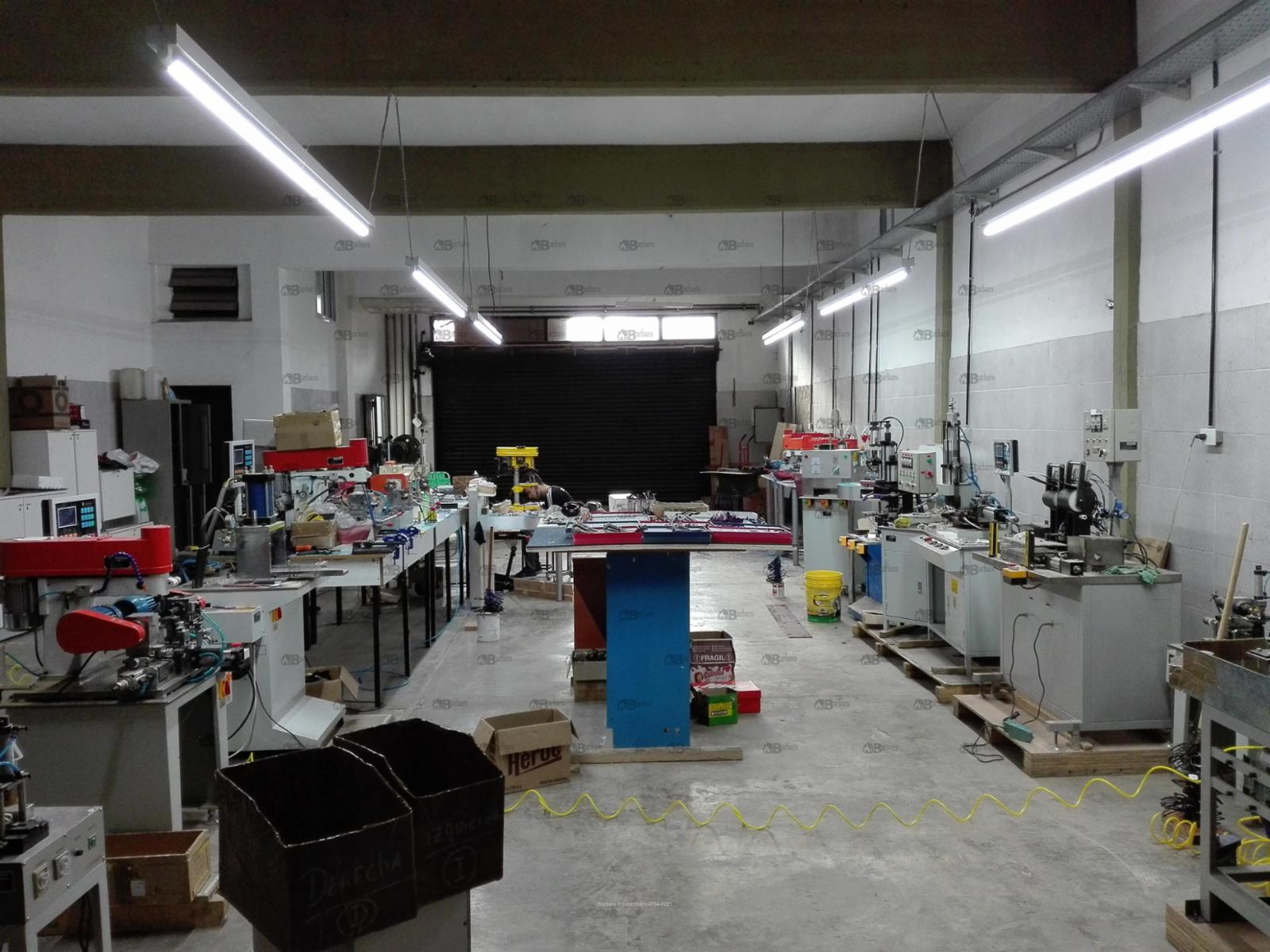 BARBARO VENDE GALPON EN VLLA LYNCH, SAN MARTIN — foto 2
