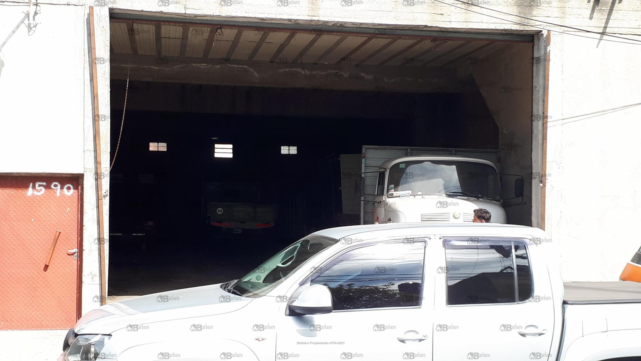 BARBARO VENDE GALPON EN SAN MARTIN — foto 2