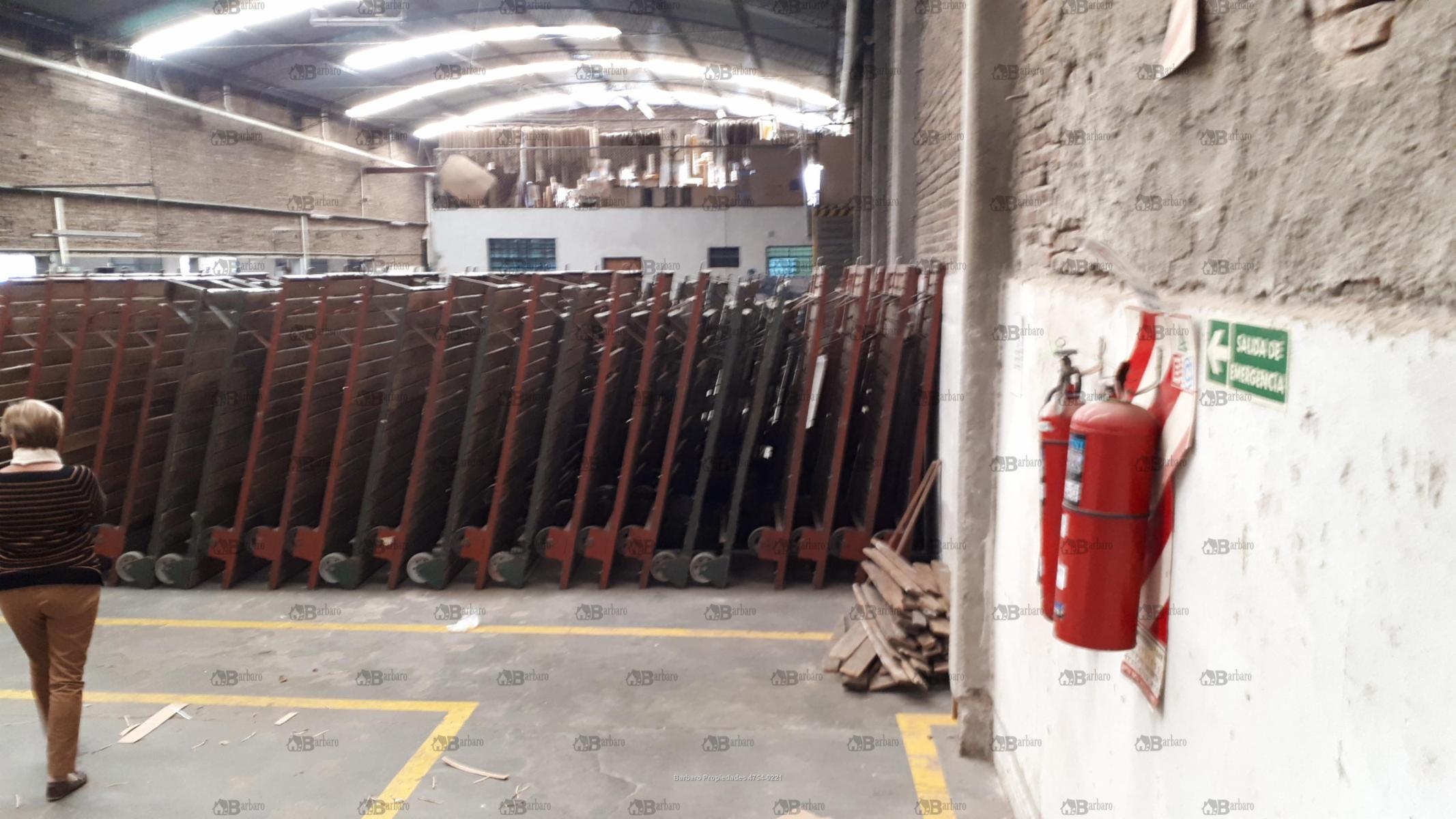 BARBARO VENDE GALPON EN SAN MARTIN — foto 10