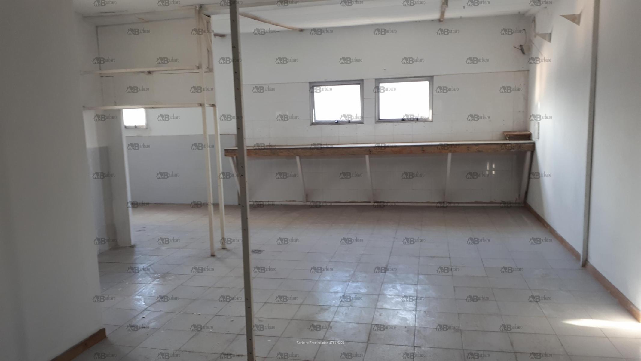 BARBARO VENDE GALPON EN VILLA LYNCH SAN MARTIN — foto 13