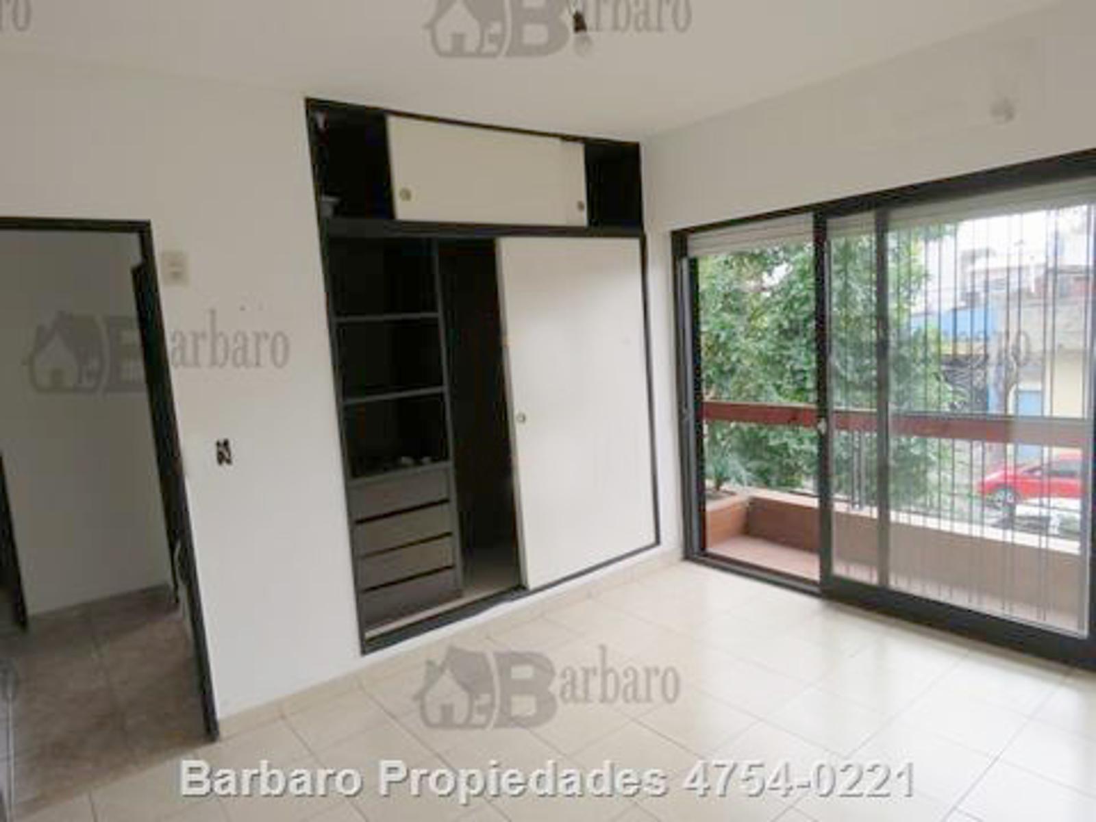 BARBARO VENDE CASA EN SAN ANDRES — foto 8