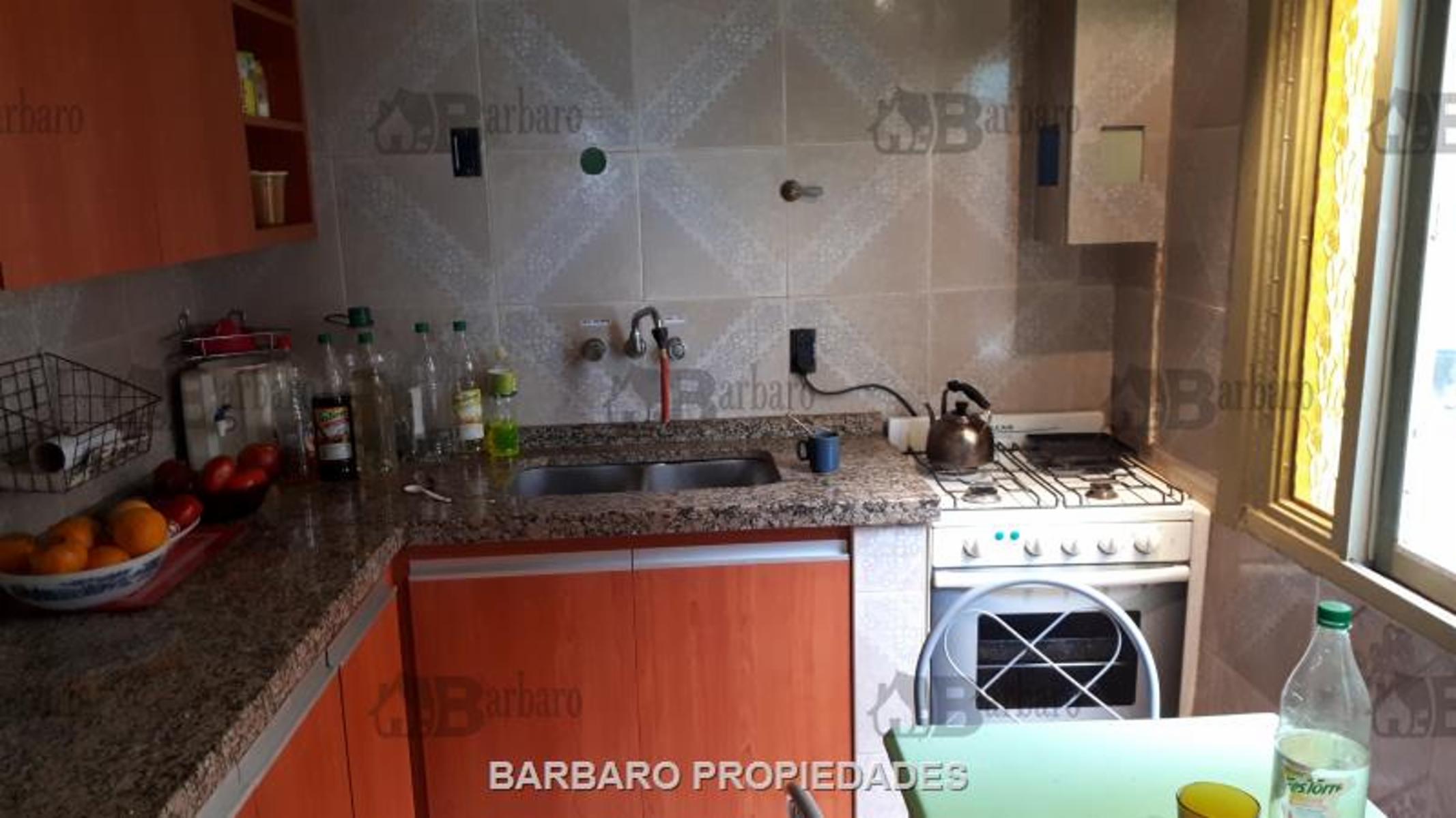 BARBARO VENDE PH EN VILLA MAIPU SAN AMRTIN