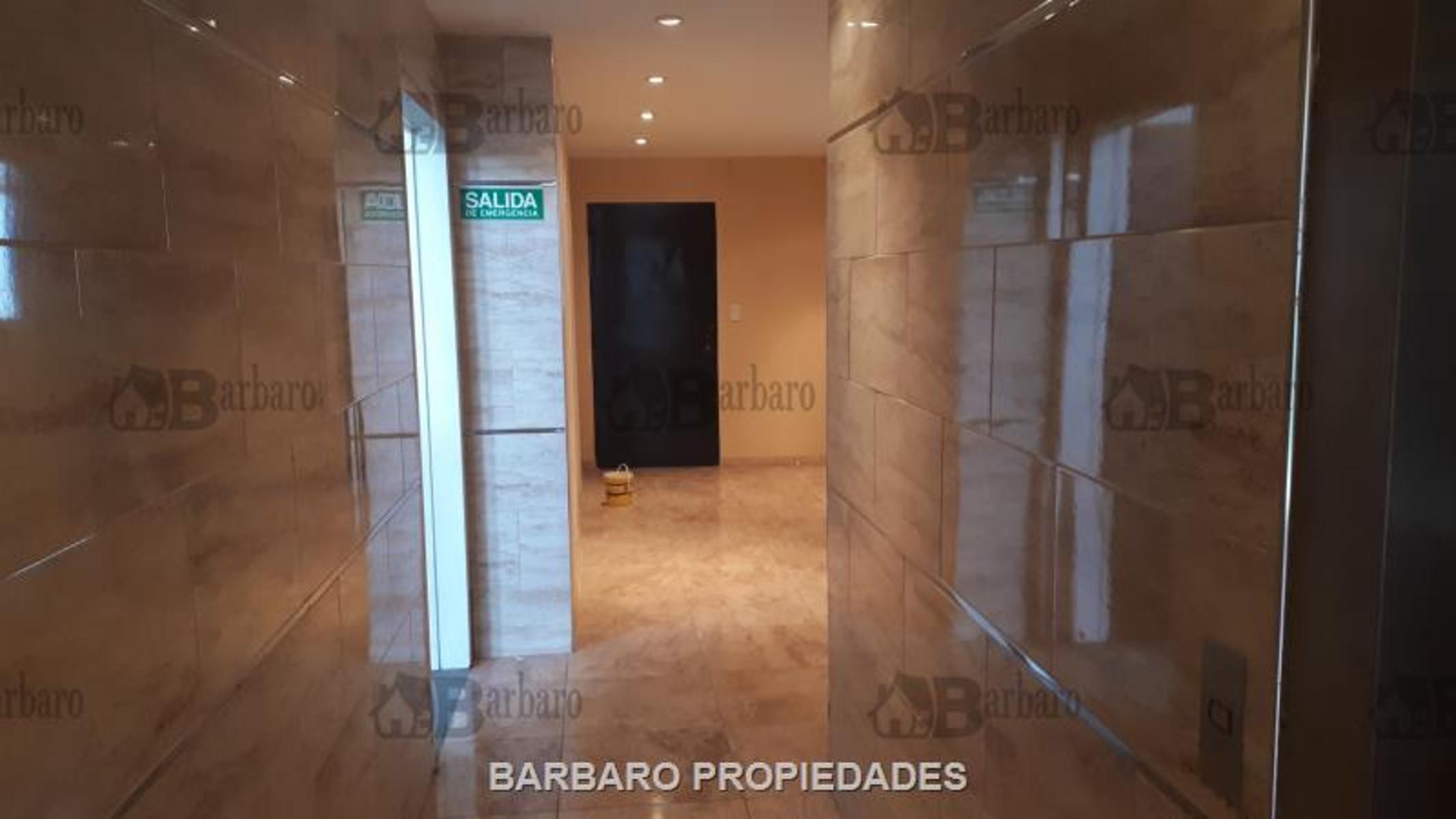 BARBARO ALQUILA LOCALES EN SAN MARTIN CENTRO — foto 5