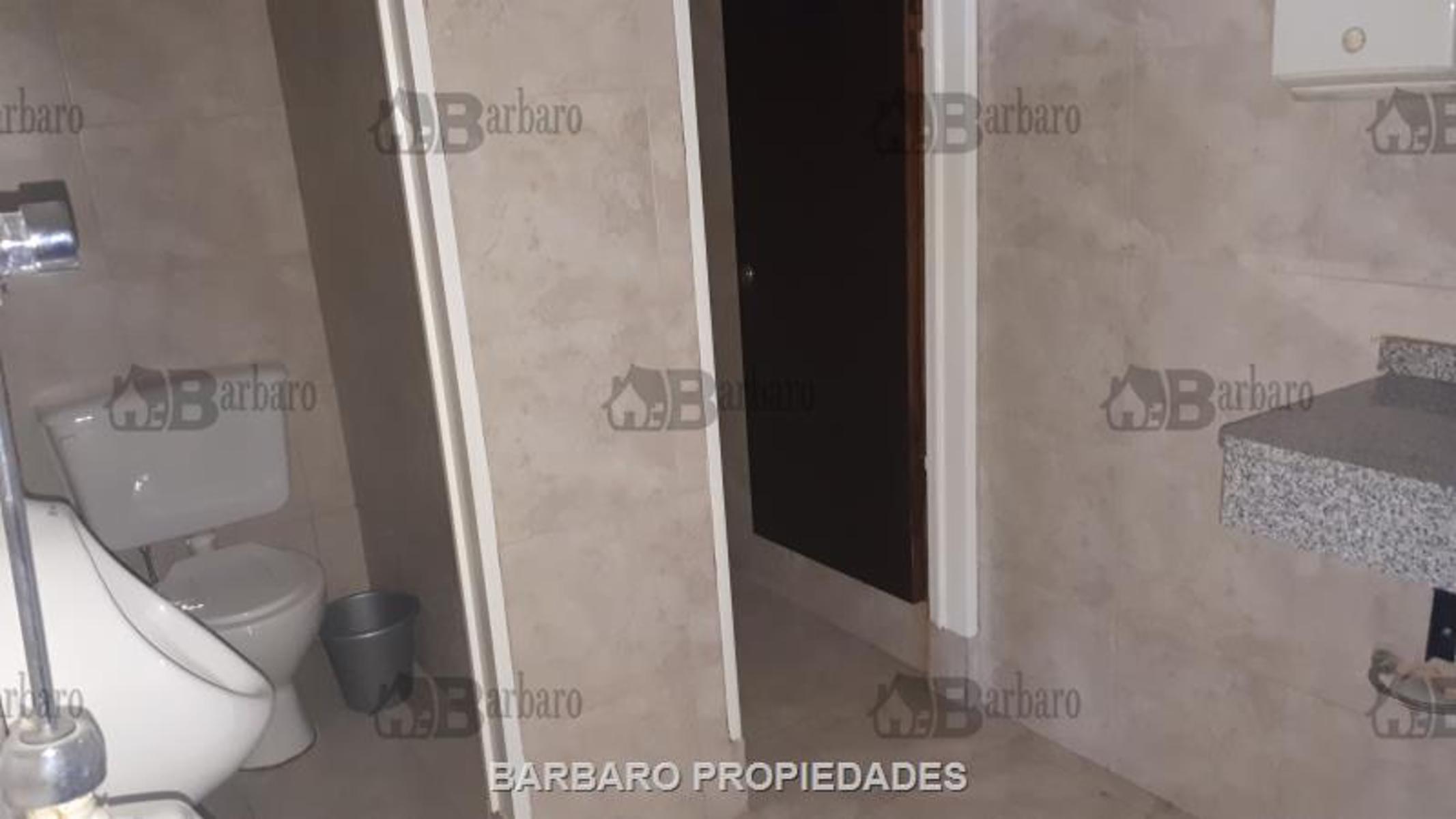BARBARO ALQUILA LOCALES EN SAN MARTIN CENTRO — foto 7