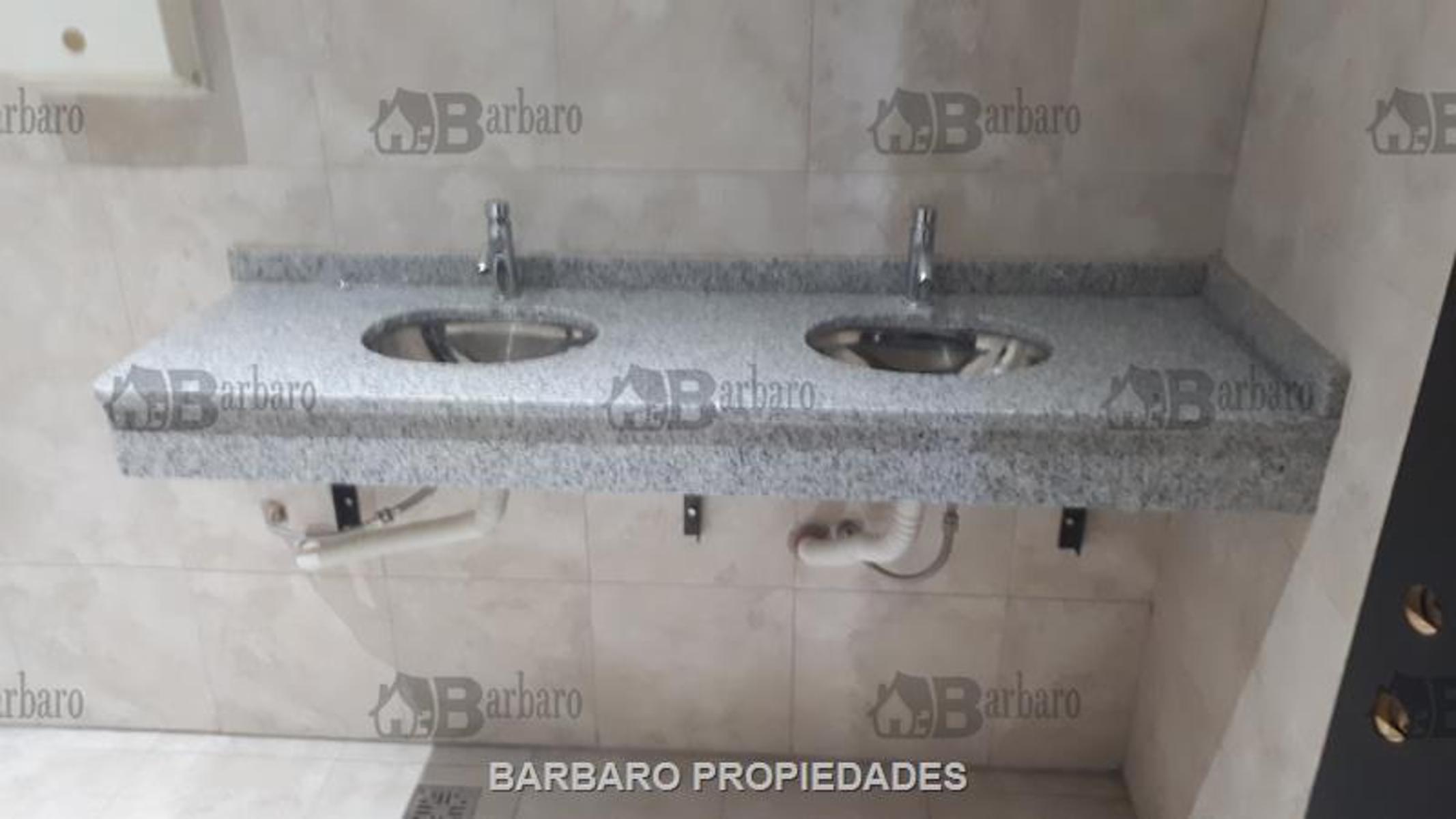 BARBARO ALQUILA LOCALES EN SAN MARTIN CENTRO — foto 8