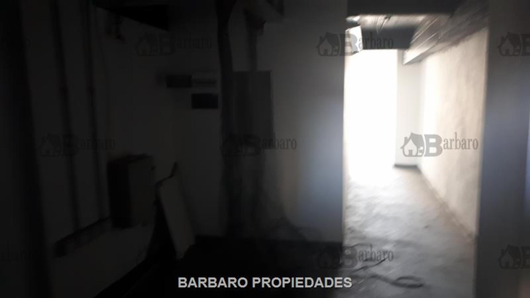 BARBARO ALQUILA LOCALES EN SAN MARTIN CENTRO — foto 10