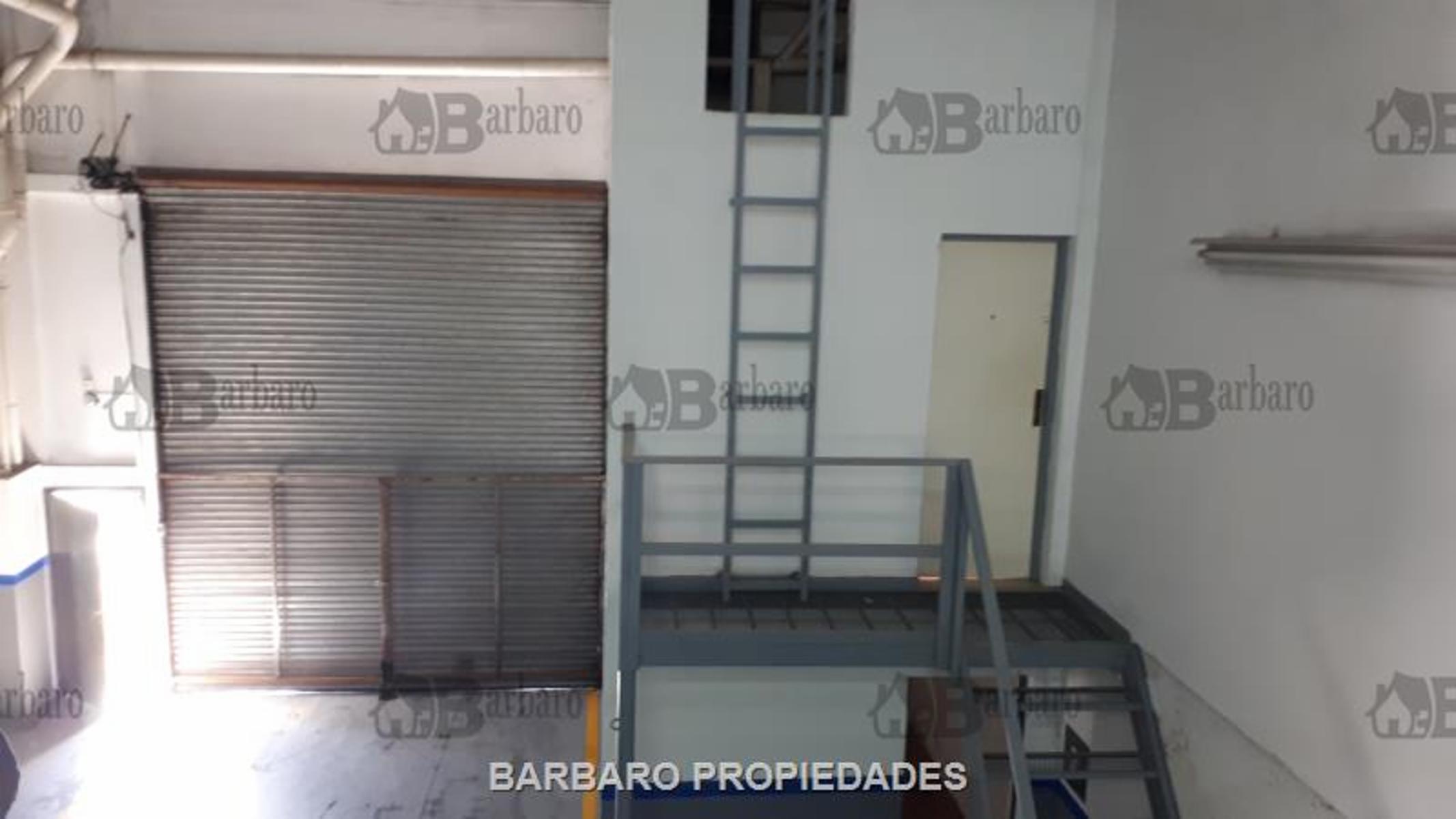 BARBARO ALQUILA GALPON EN VILLA LINCH - 8