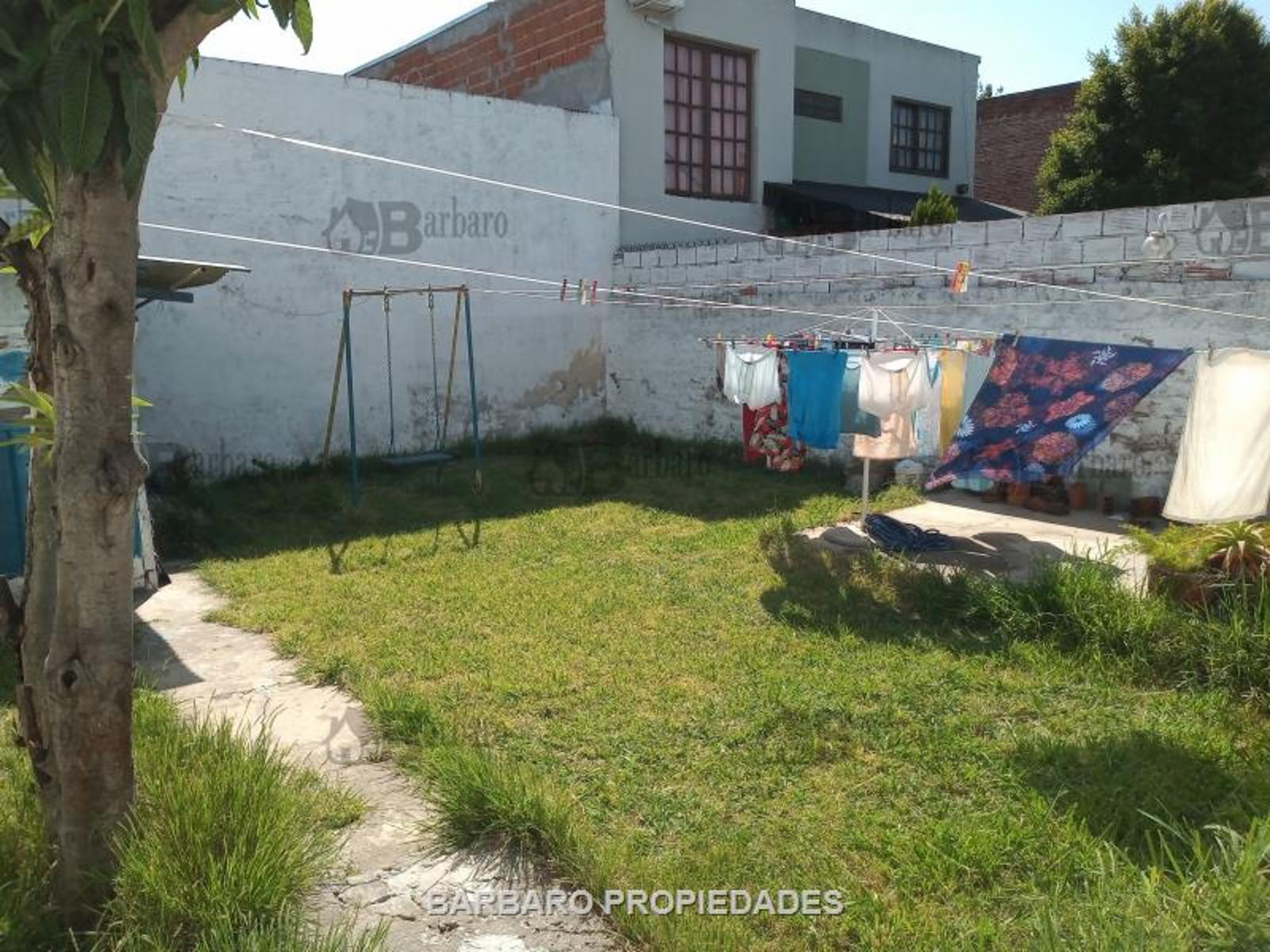BARBARO VENDE PH EN VILLA MAIPU