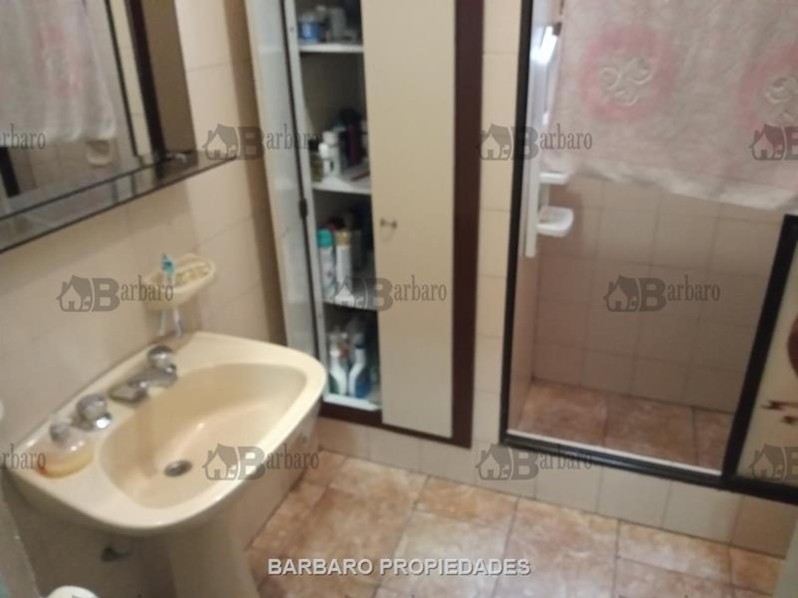 BARBARO VENDE CASA CON GALPON EN SAN ANDRES — foto 8
