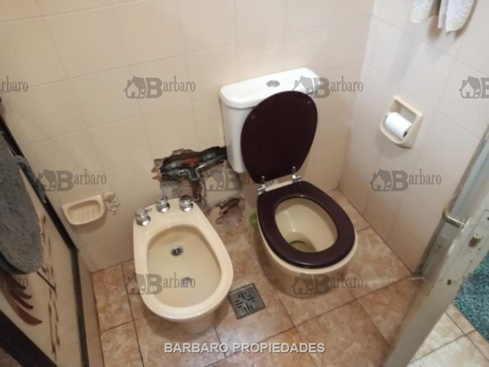 BARBARO VENDE CASA CON GALPON EN SAN ANDRES — foto 11