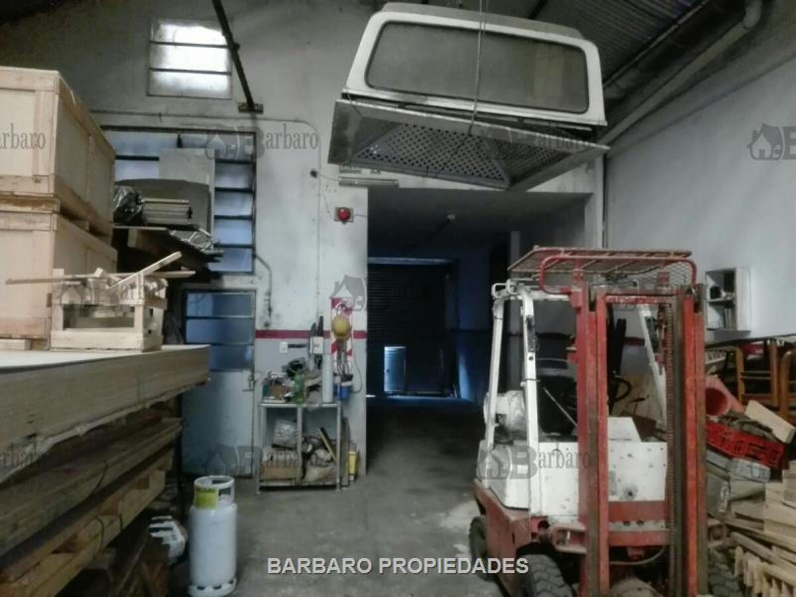 BARBARO ALQUILA GALPON EN VILLA LYNCH — foto 2