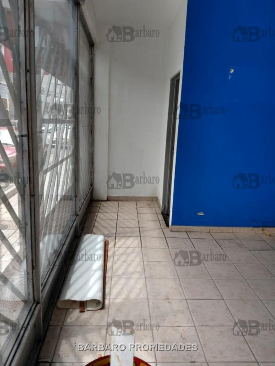 BARBARO ALQUILA LOCAL A MTS DE PEATONAL BELGRANO SAN MARTIN CENTRO - 6