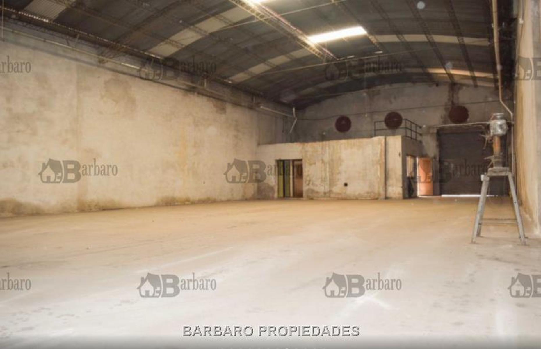 BARBARO ALQUILA GALPON 320m - Villa Lynch - 7
