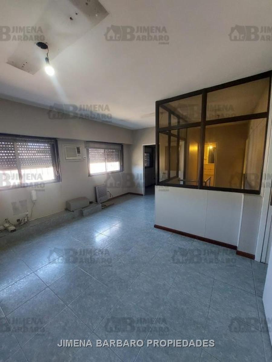 BARBARO ALQUILA GALPON EN VILLA LYNCH — foto 11