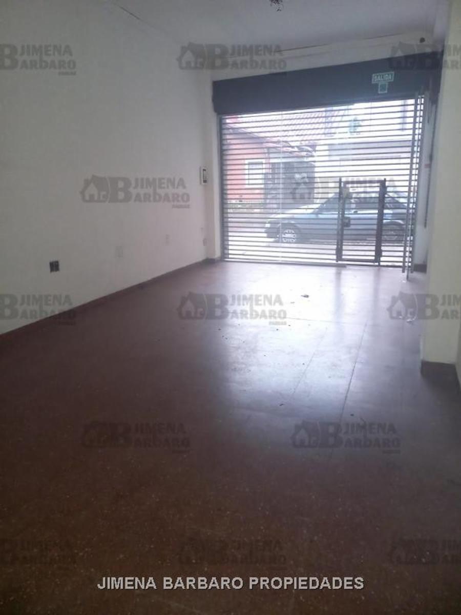 BARBARO ALQUILA LOCAL EN SAN MARTIN CENTRO - 1