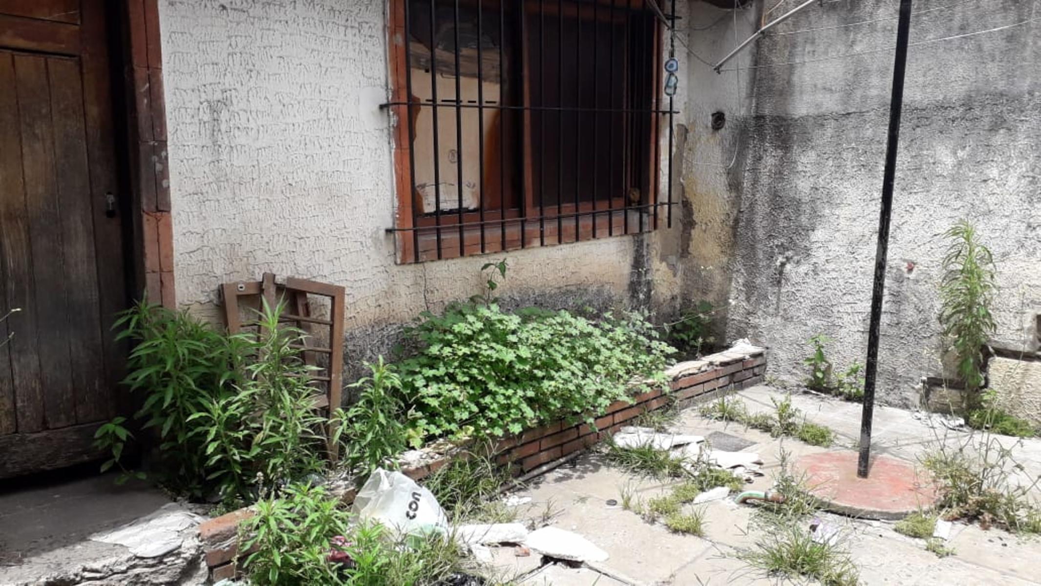 Casa 3 amb entrada 3 autos, patio + Deposito 100mts — foto 8