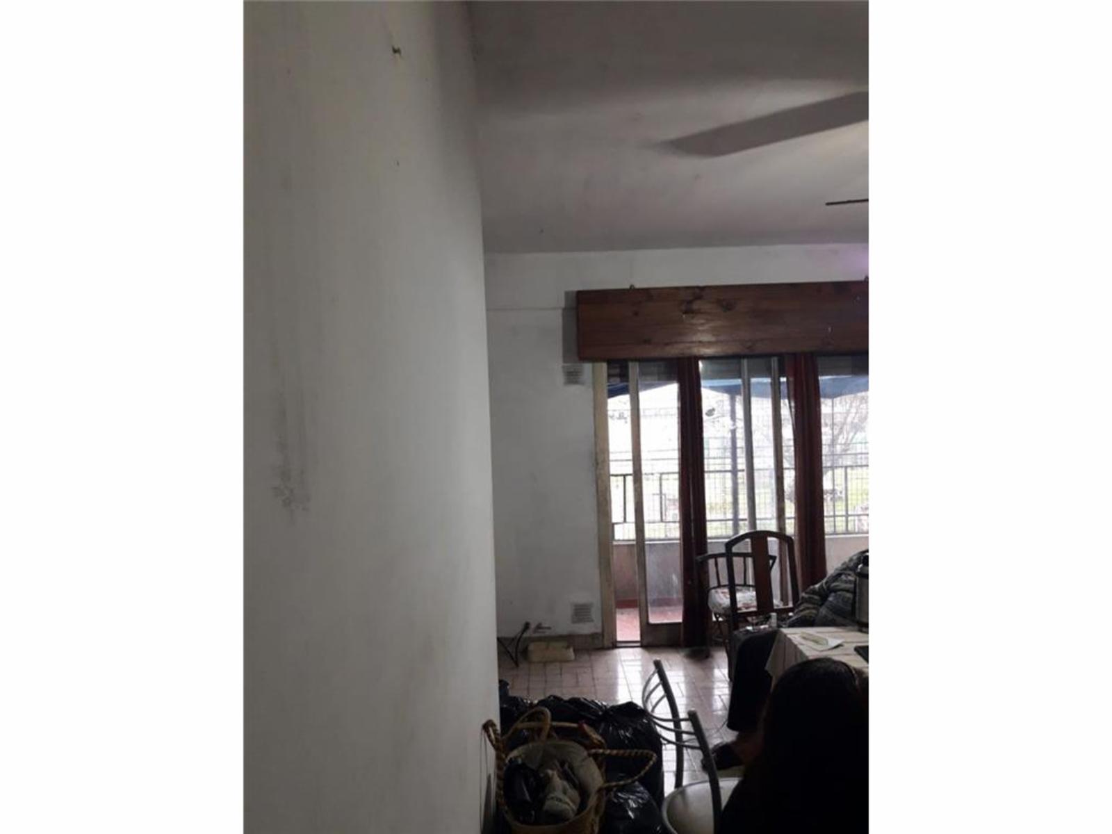 Departamento 3 amb al frente, sobre Rivadavia — foto 5