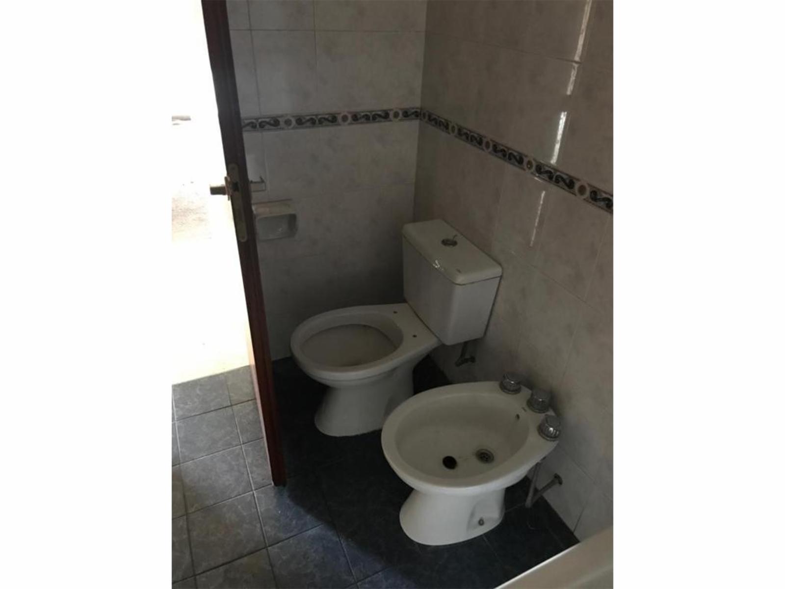Departamento 3 amb al Frente, a 3 Cuadras del Tren — foto 13