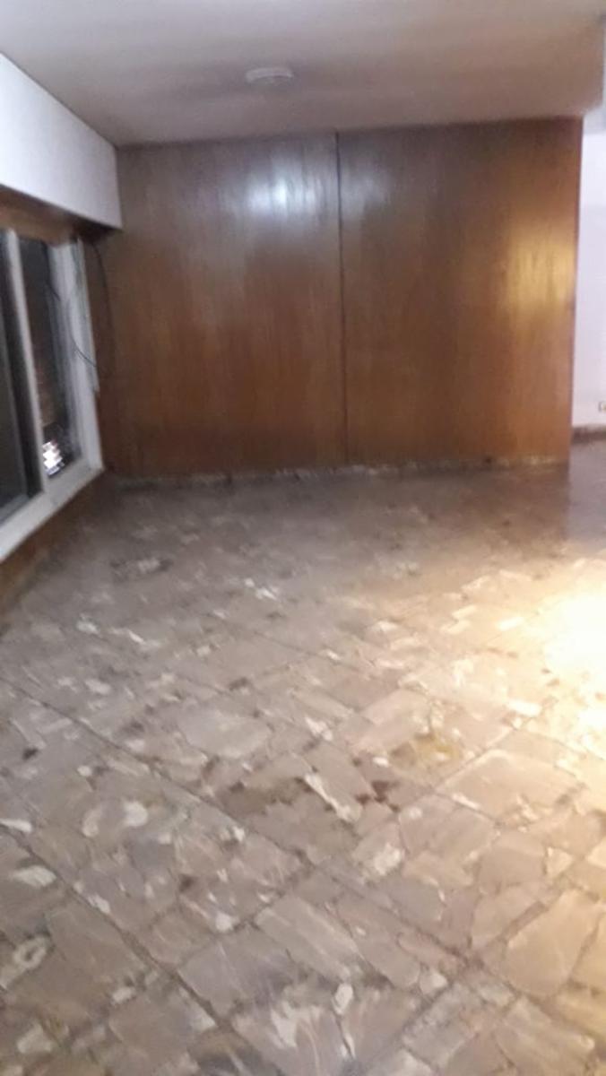 Exc Casa de Categoria 7 amb, 2 piscinas, quincho, gge, 1.000m2 — foto 5