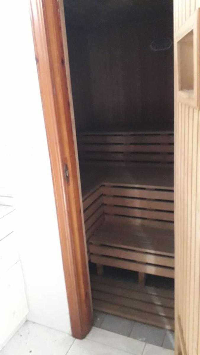 Exc Casa de Categoria 7 amb, 2 piscinas, quincho, gge, 1.000m2 — foto 7