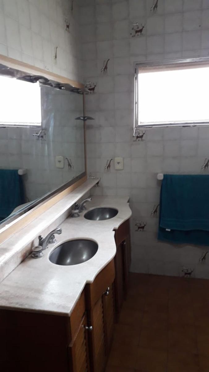 Exc Casa de Categoria 7 amb, 2 piscinas, quincho, gge, 1.000m2 — foto 12