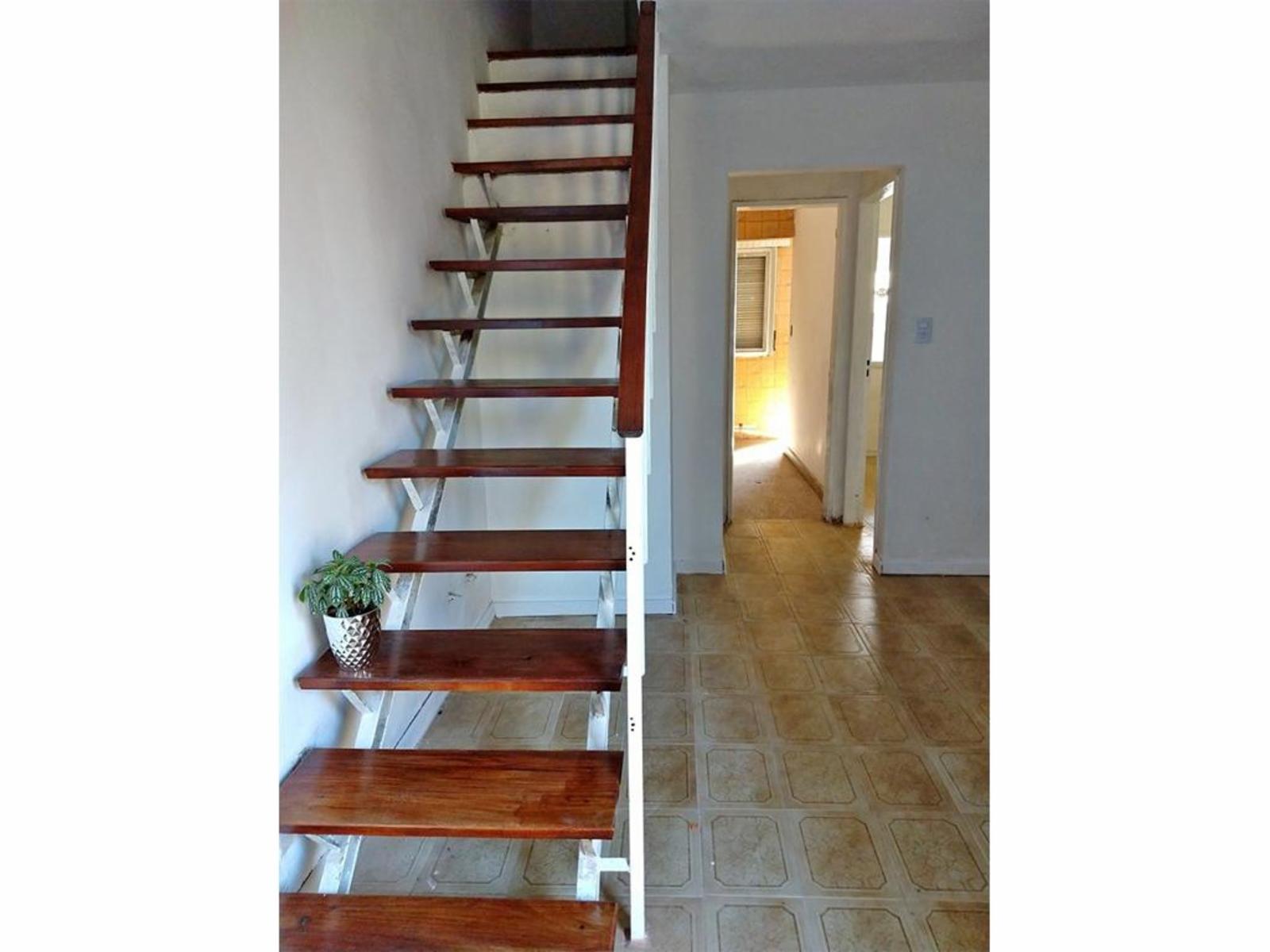 Duplex 4 amb con patio en B°Luz y Fuerza - MUY BUENO — foto 9