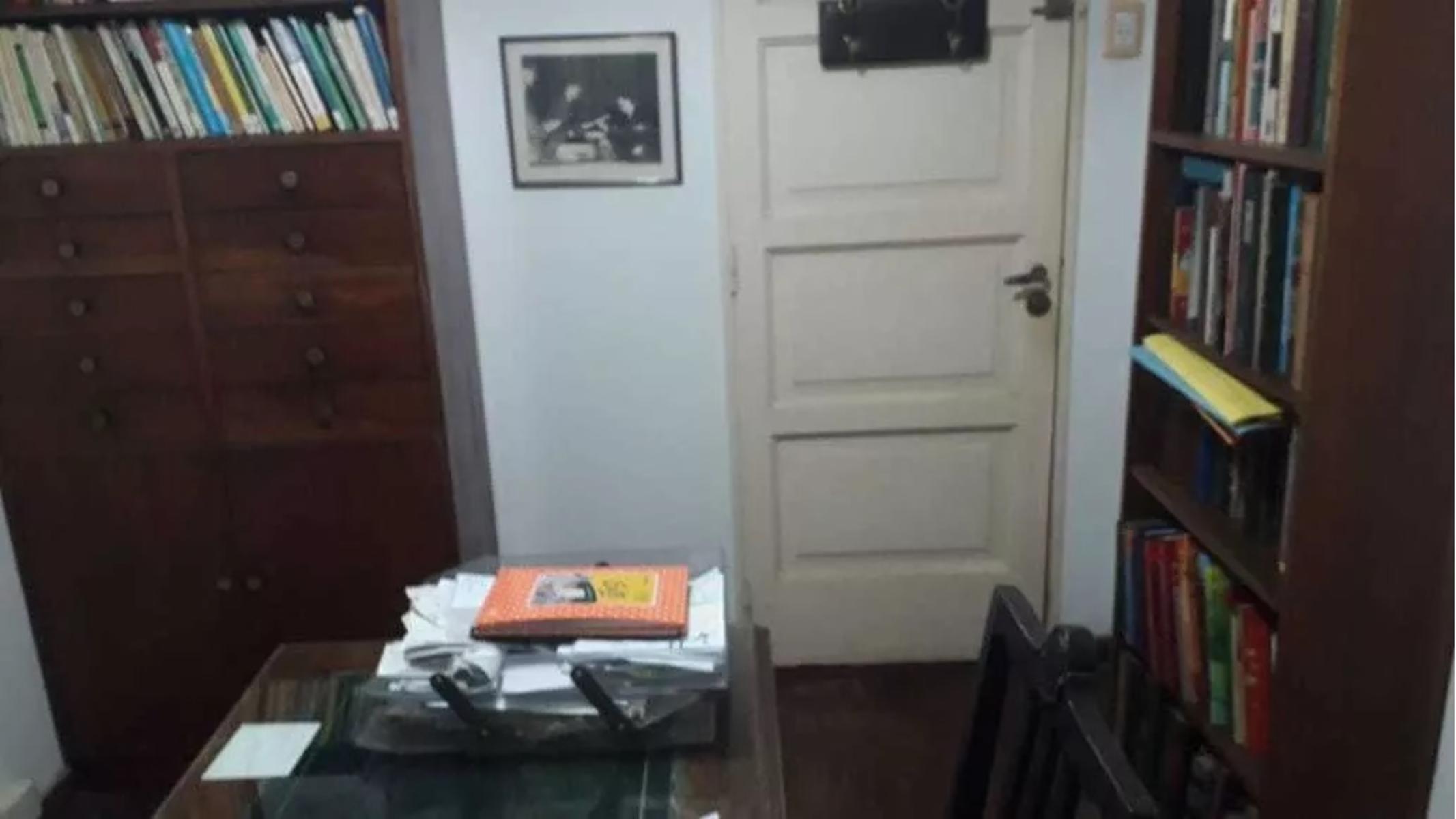 Alquilo Consultorio/oficina en BºInglés - A 2 cuadras del Tren - 1