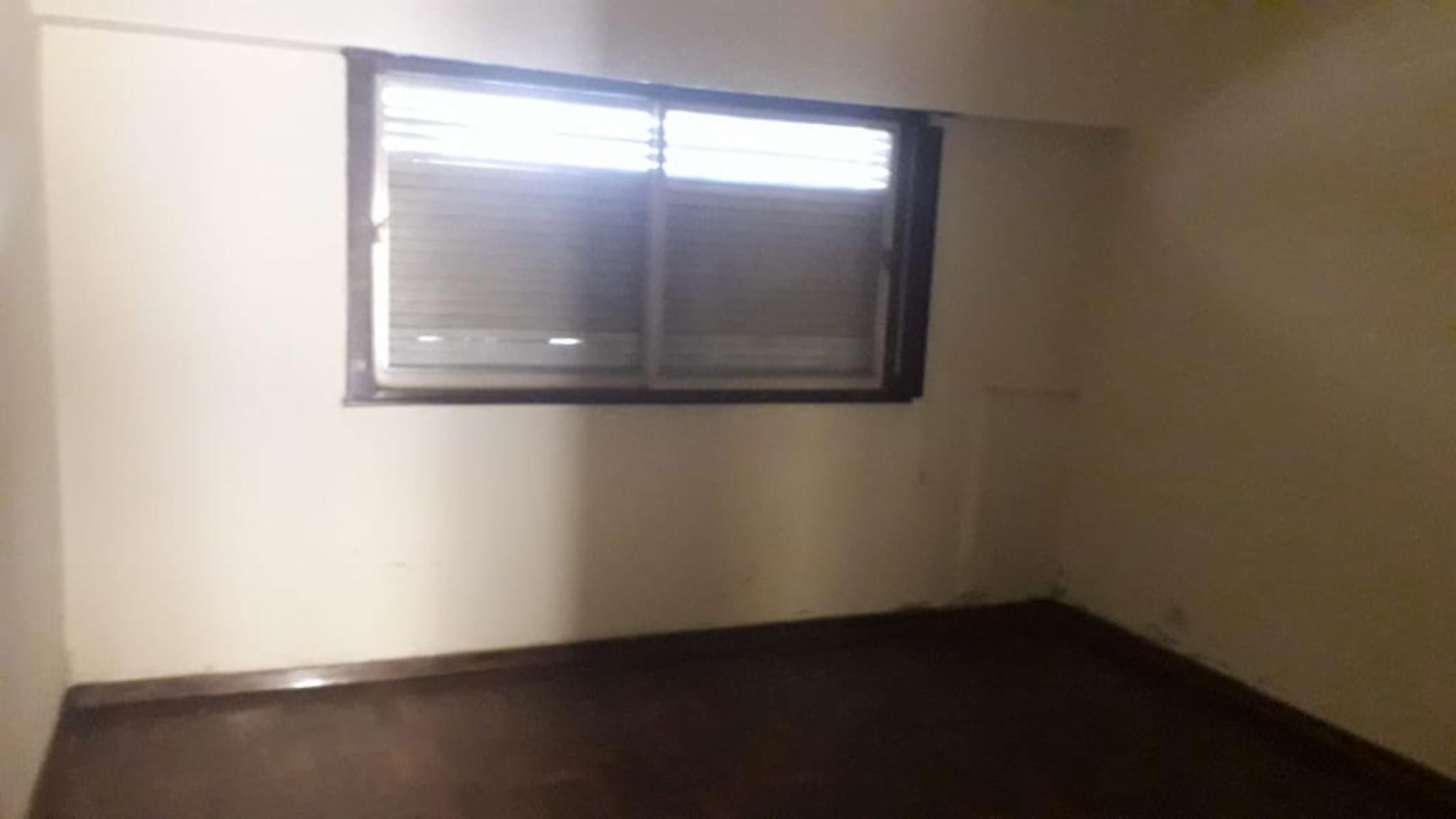 Casa de 3 ambientes con Terraza
