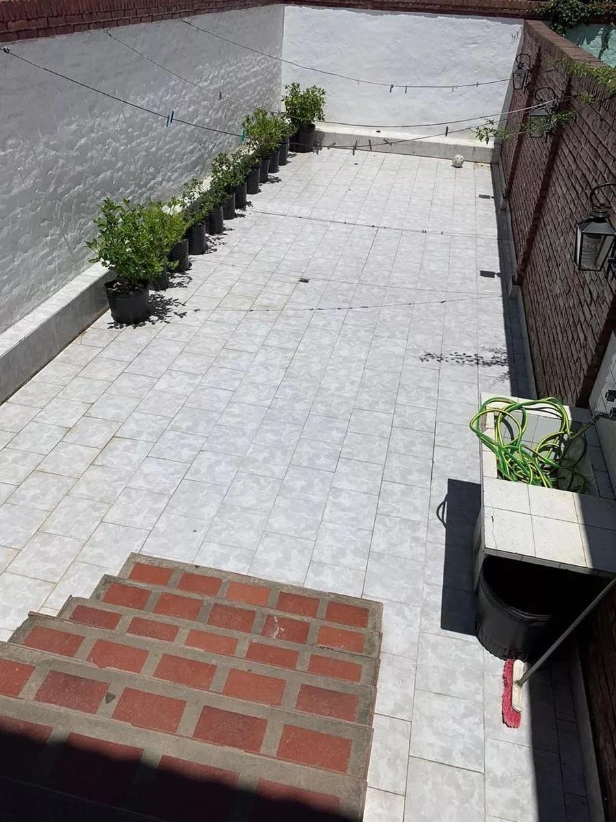 Hermosa Casa en 2 plantas, 5 amb, 2 baños, cochera SAAVEDRA — foto 9