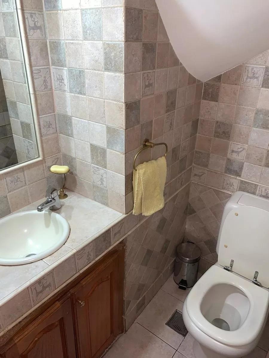 Hermosa Casa en 2 plantas, 5 amb, 2 baños, cochera SAAVEDRA — foto 10