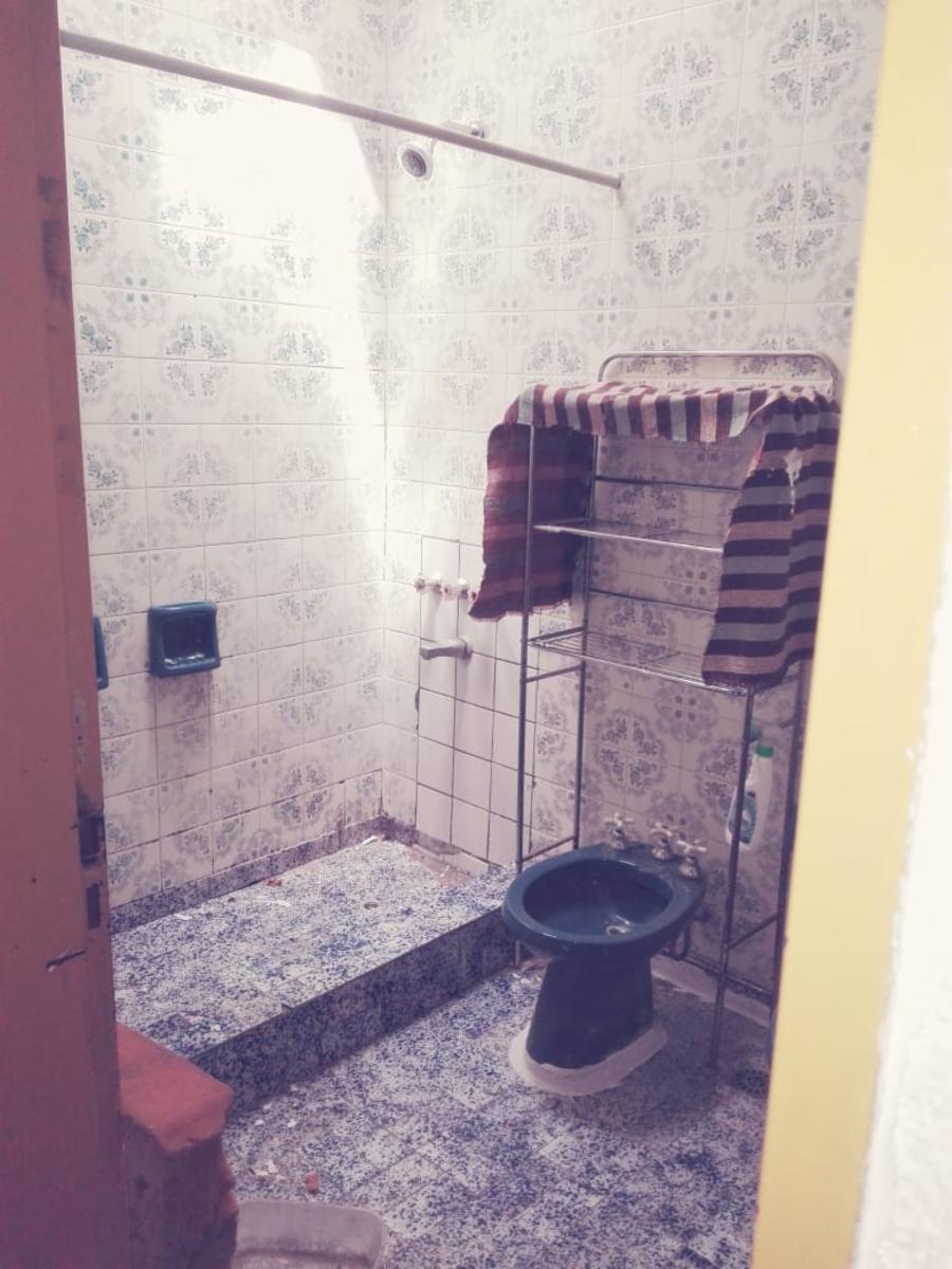 LIQUIDO CASA 3 AMB CON COCHERA Y PATIO — foto 9