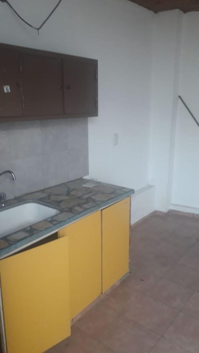 IDEAL INVERSOR PARA RENTA - 7 Deptos s/Lote propio 365m2 - VILLA TESEI — foto 9