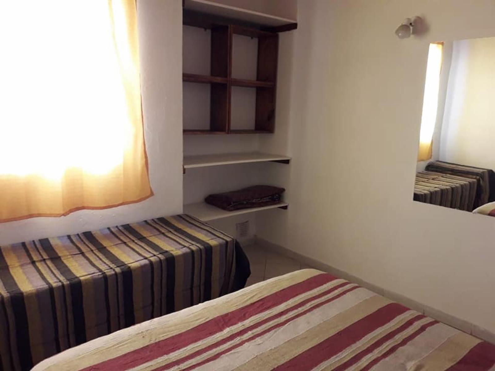 COMPLEJO DE 4 DEPARTAMENTOS + 1 CASA - 7