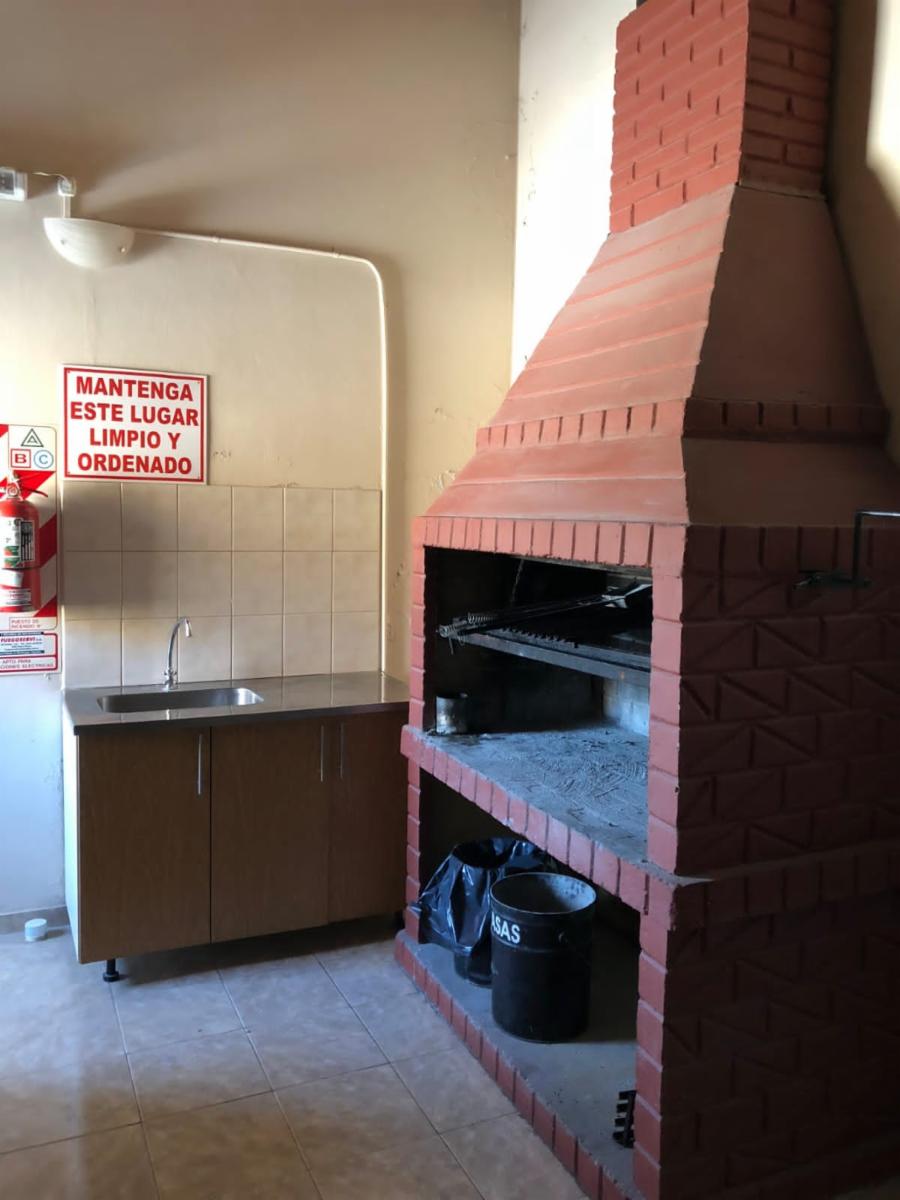 HERMOSO DEPARTAMENTO CON COCHERA — foto 2
