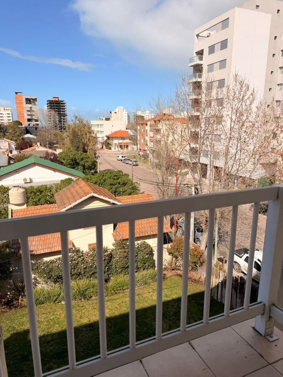 HERMOSO DEPARTAMENTO CON COCHERA — foto 6