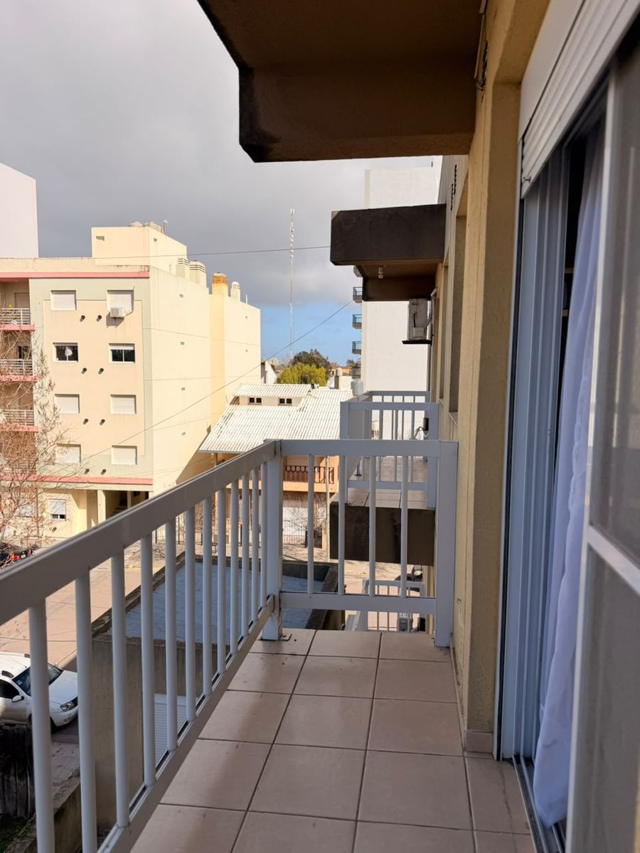 HERMOSO DEPARTAMENTO CON COCHERA — foto 14