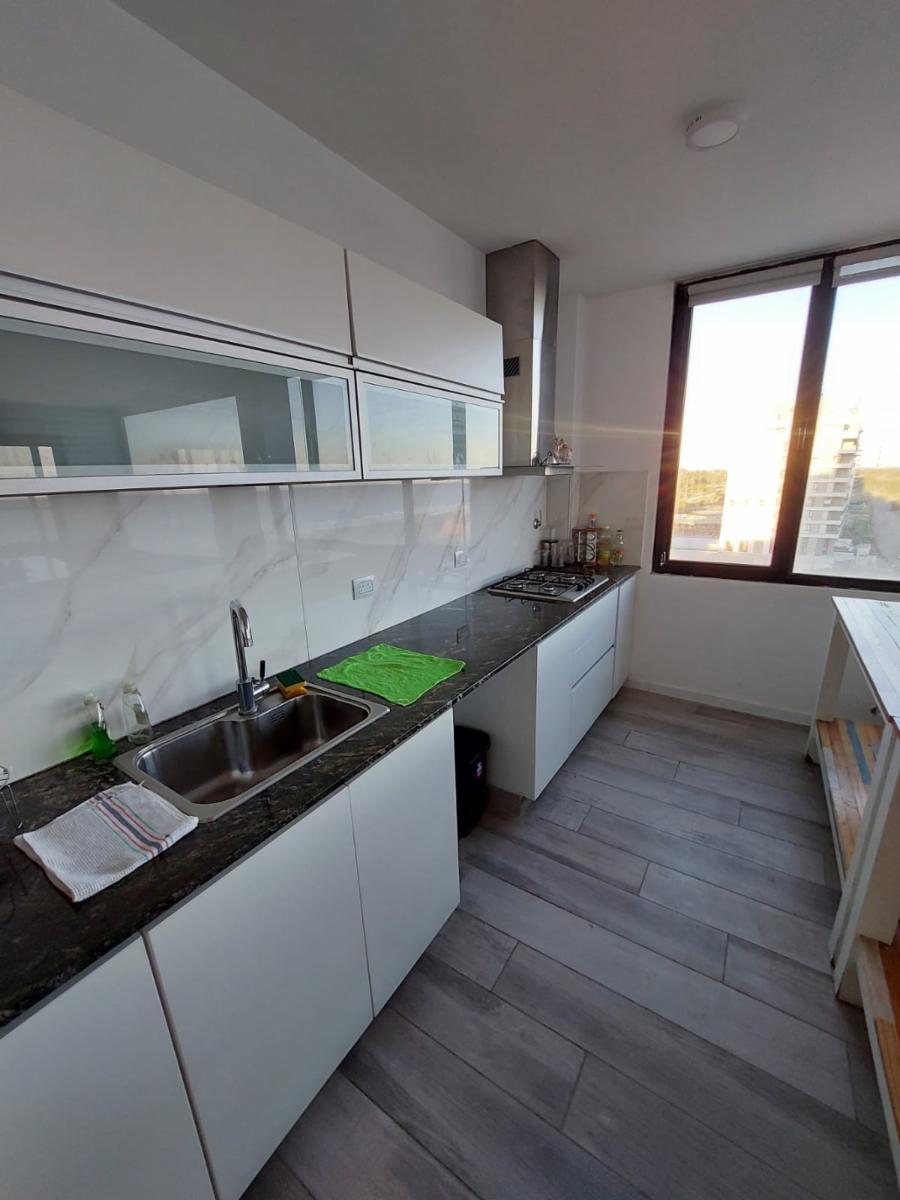 IMPORTANTE SEMIPISO FRENTE AL MAR — foto 13