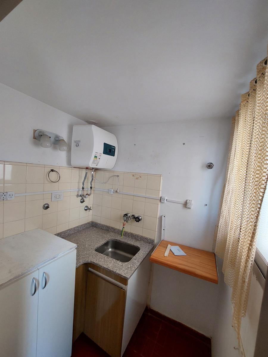 MONOAMBIENTE A SOLO 50 MTS DEL MAR — foto 4