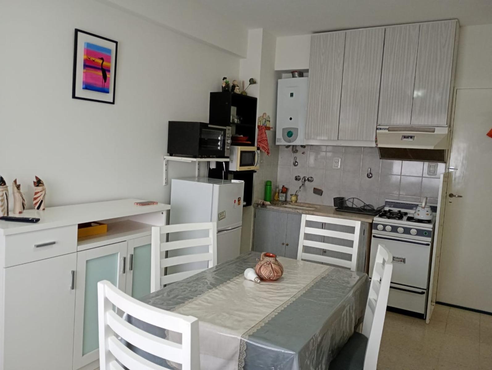 DEPARTAMENTO CENTRICO PARA 4 PERSONAS - 2