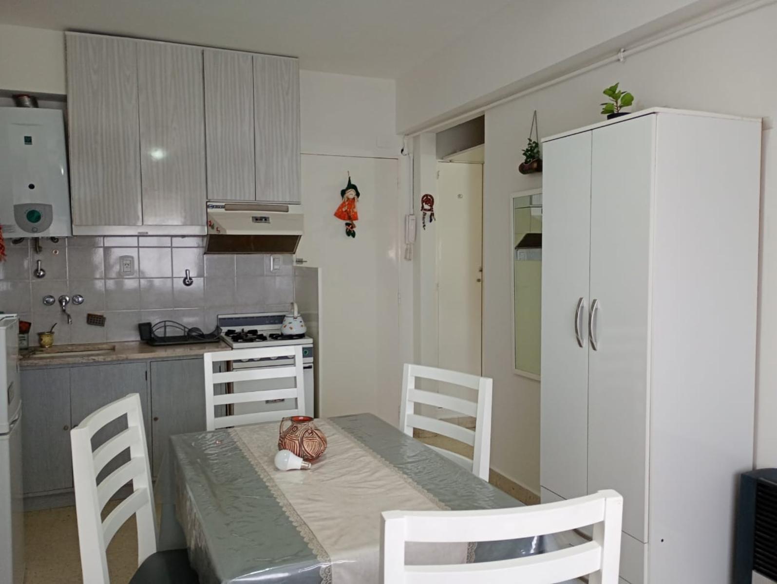DEPARTAMENTO CENTRICO PARA 4 PERSONAS - 3