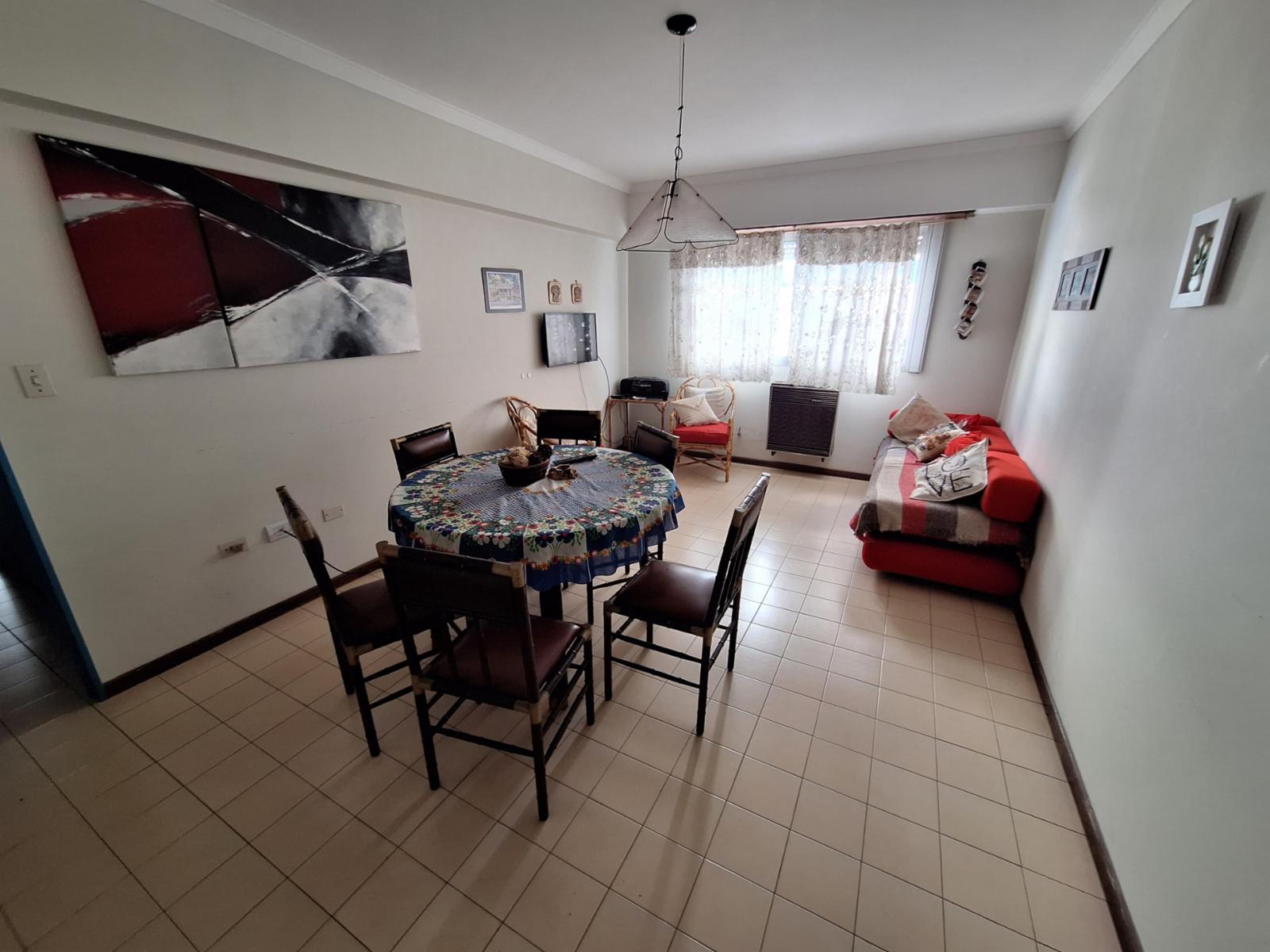 EXCELENTE DEPARTAMENTO 2 DORMITORIOS CON PILETA — foto 2