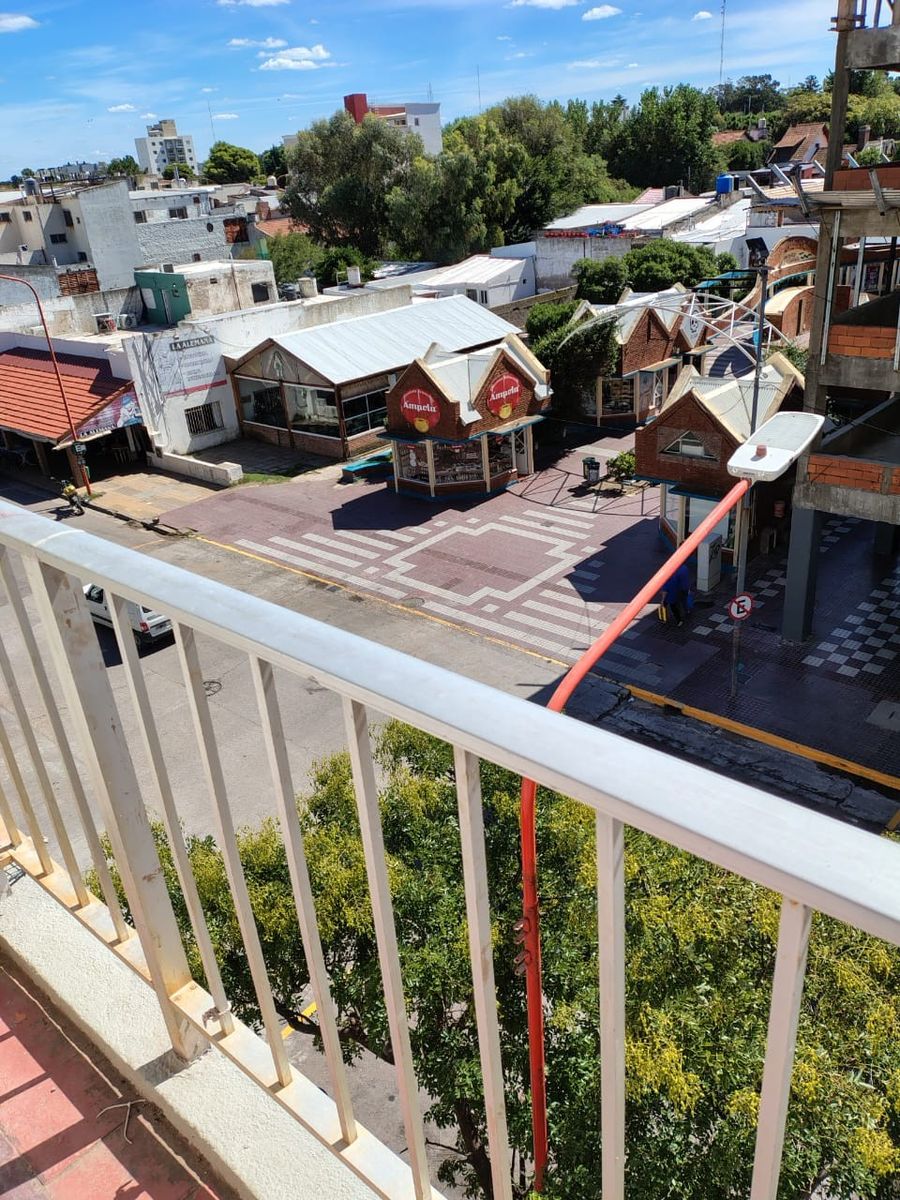 DEPARTAMENTO A UNA CUADRA DEL MAR — foto 11