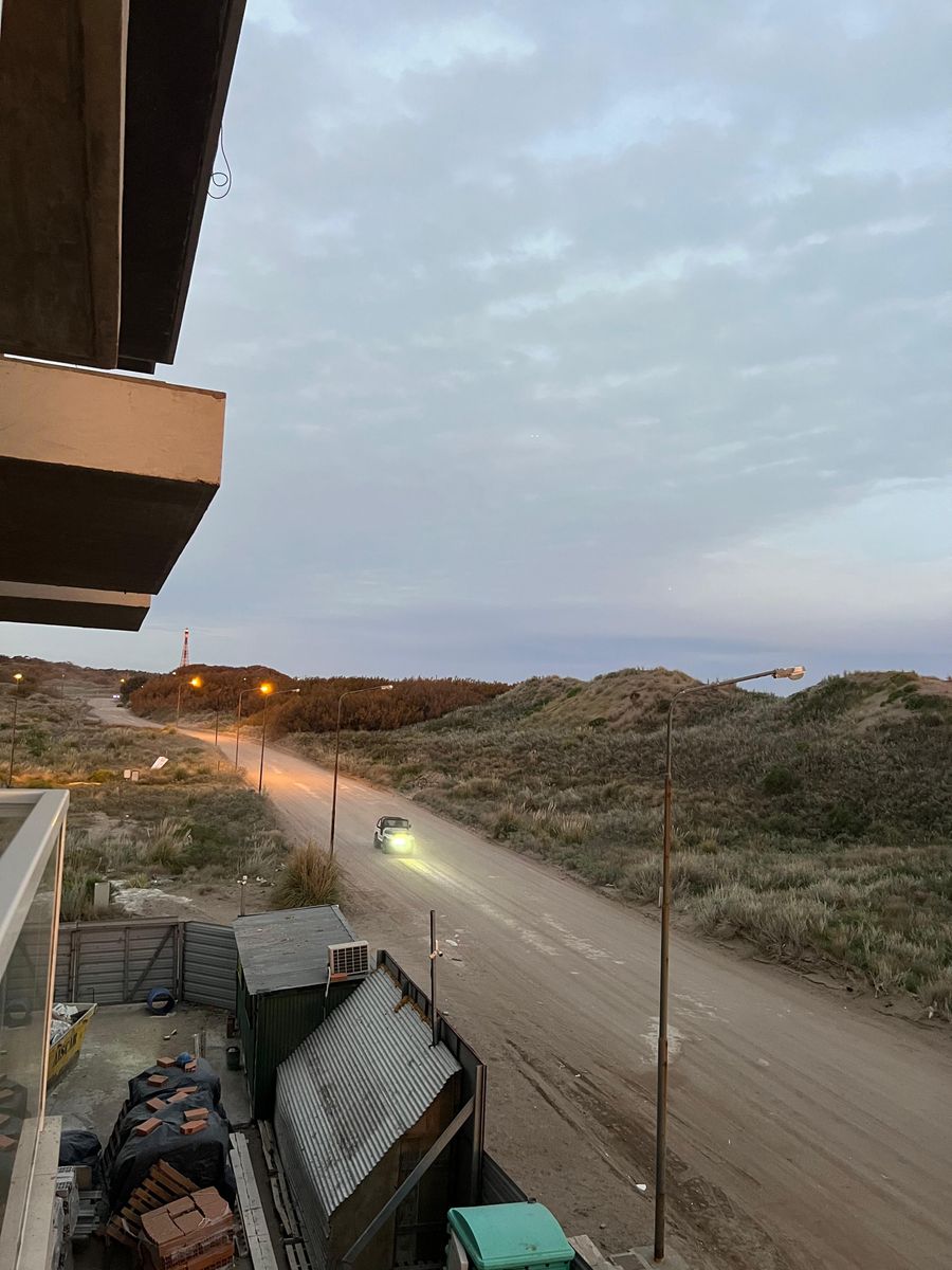 HERMOSO MONOAMBIENTE SOBRE COSTANERA — foto 14
