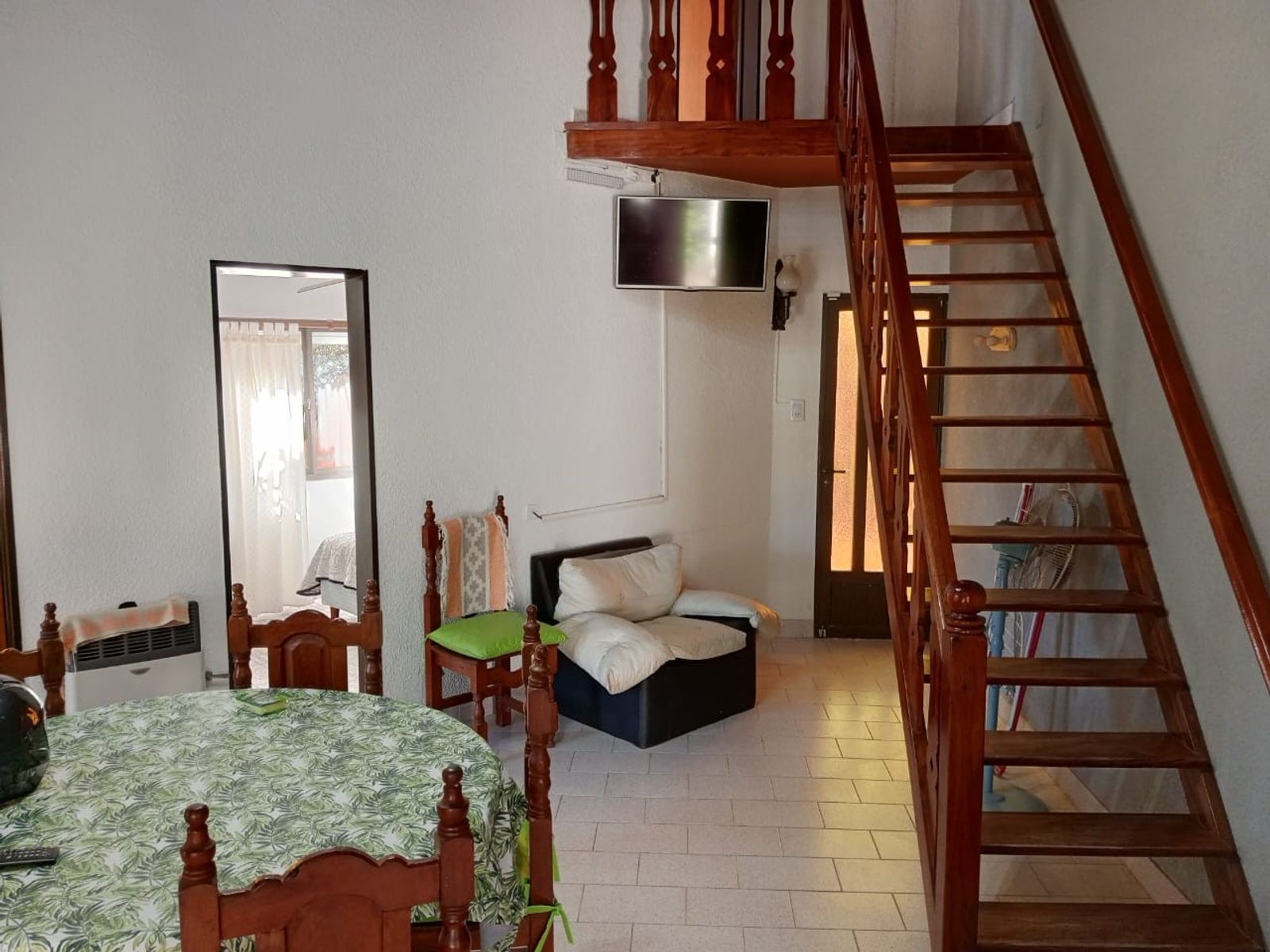 CASA CON DEPARTAMENTO EN BARRIO PARQUE DUFOUR — foto 11
