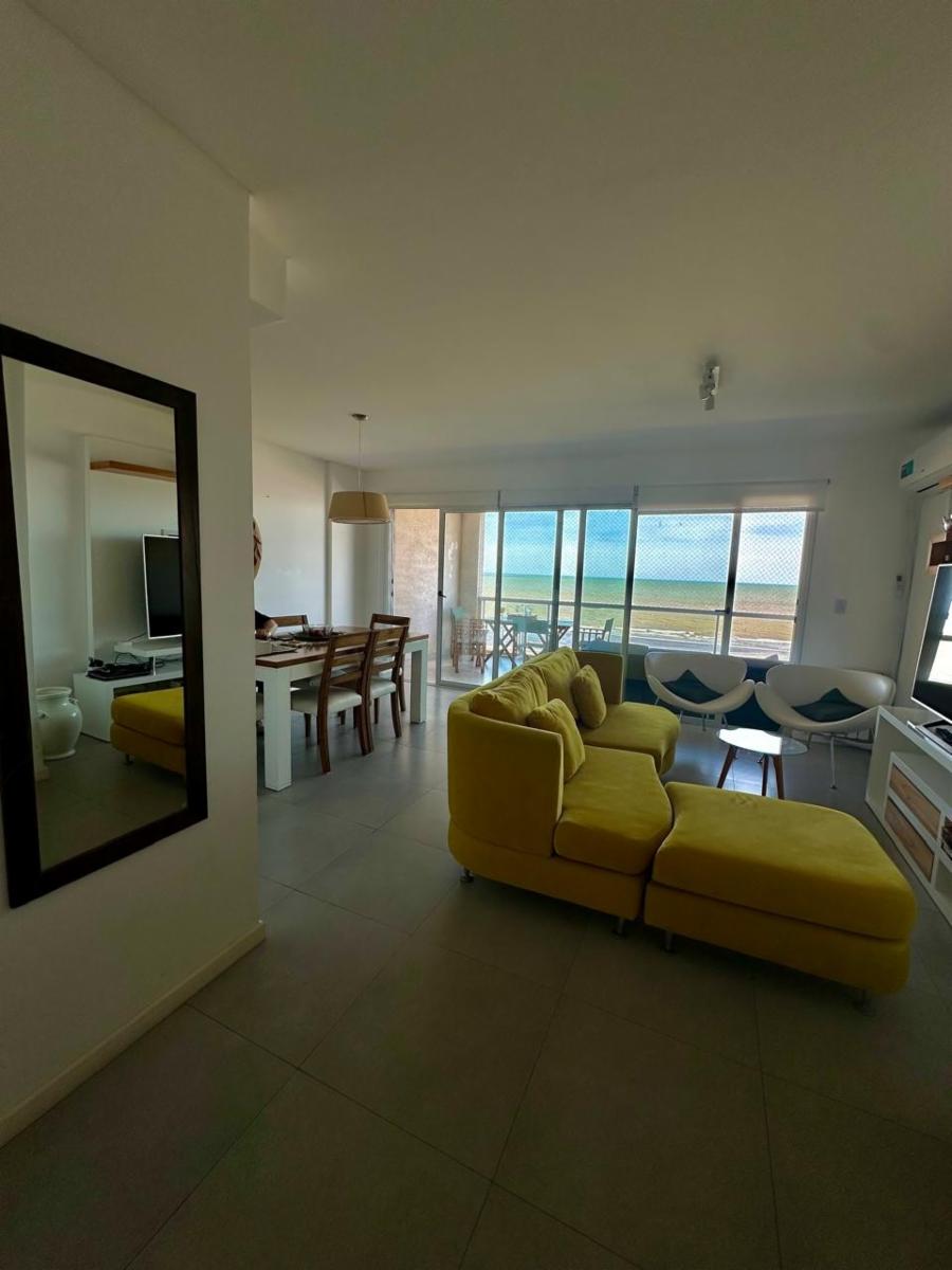 HERMOSO DEPARTAMENTO FRENTE AL MAR - 3